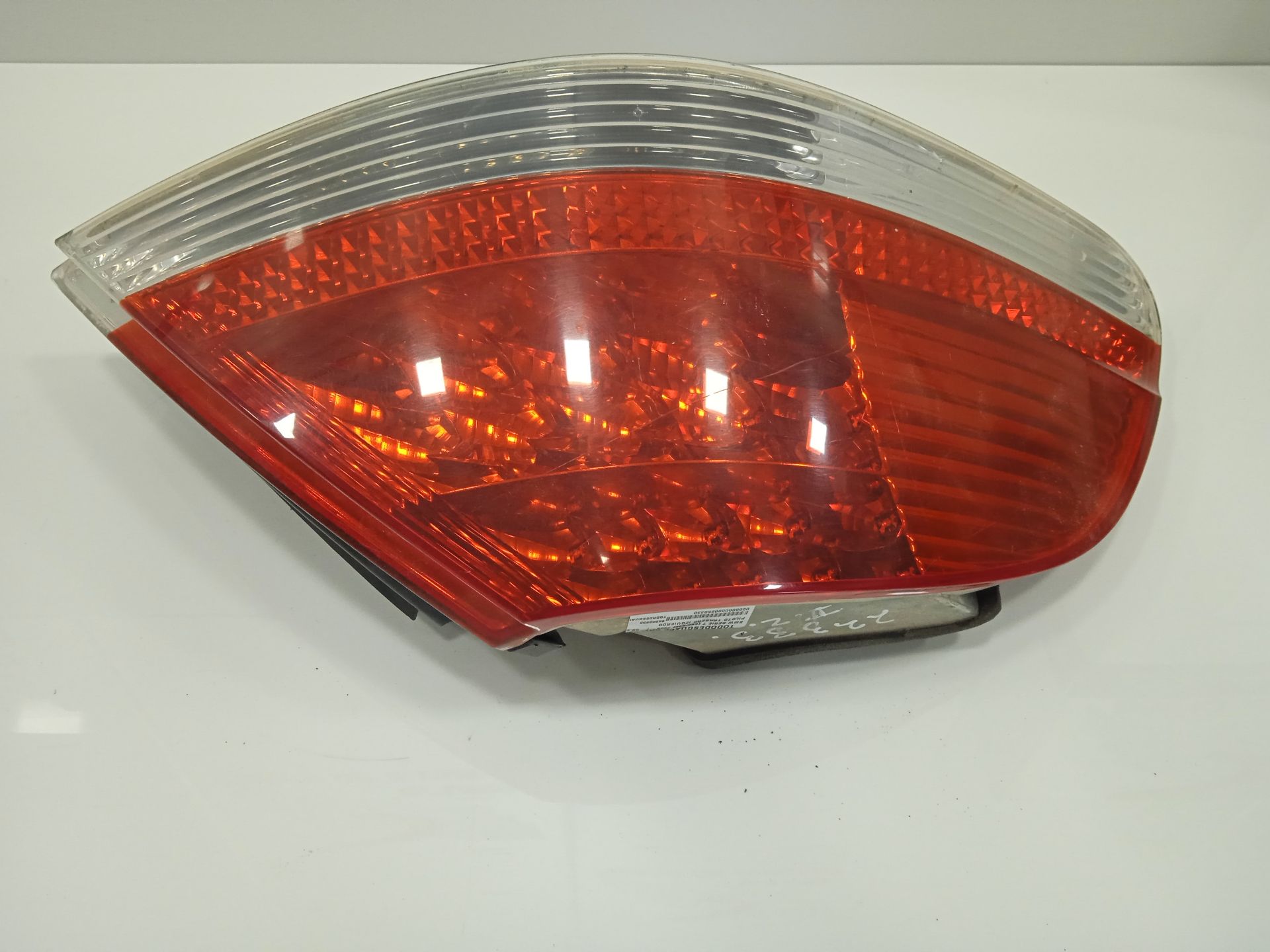 PILOTO TRASERO IZQUIERDO BMW SERIE 7 (E65/E66) 730d   |   09.02 - 12.05