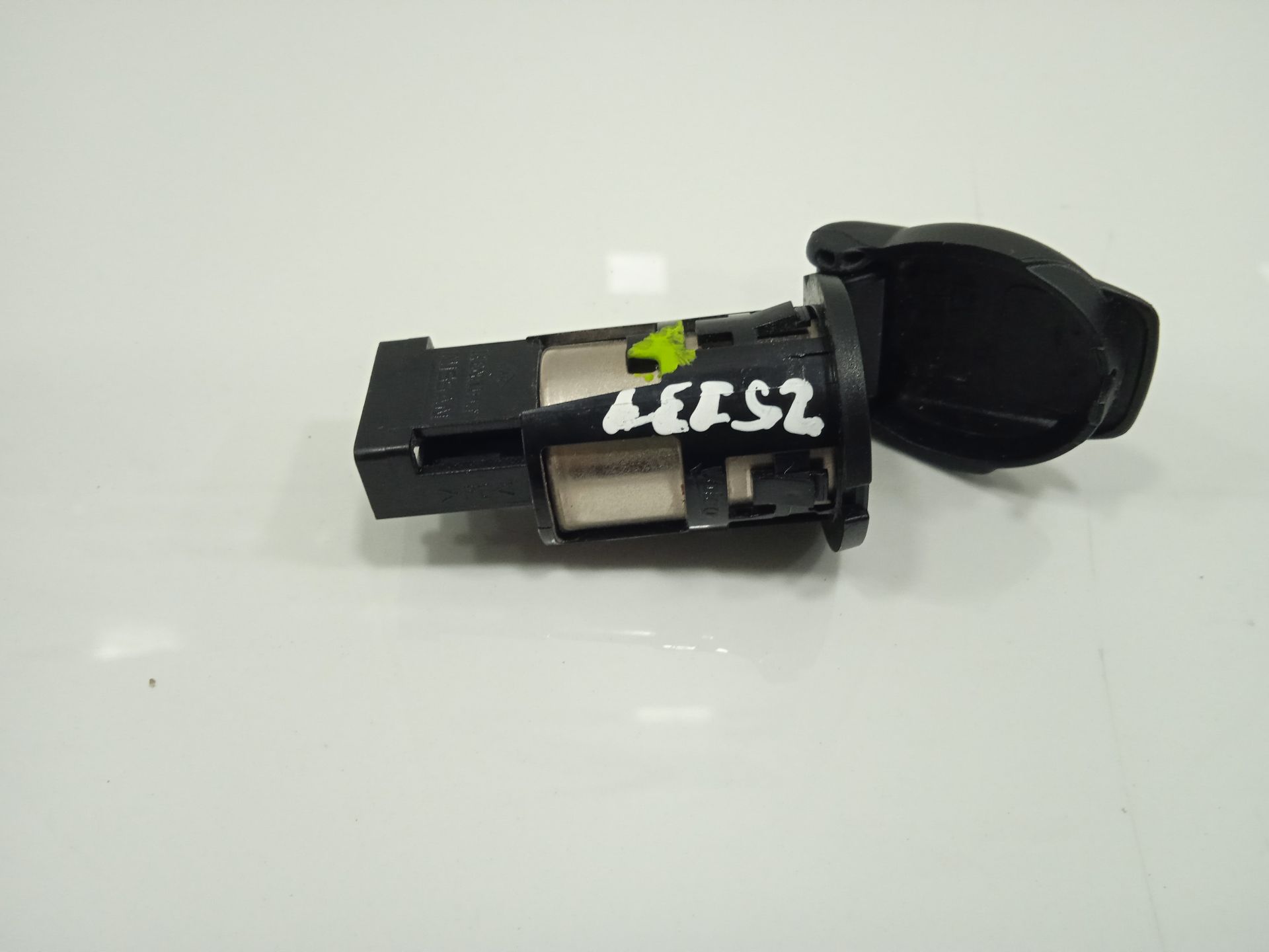 BASE MECHERO RENAULT MASTER 3T5 VAN 3T5 VAN STD FWD 130E6