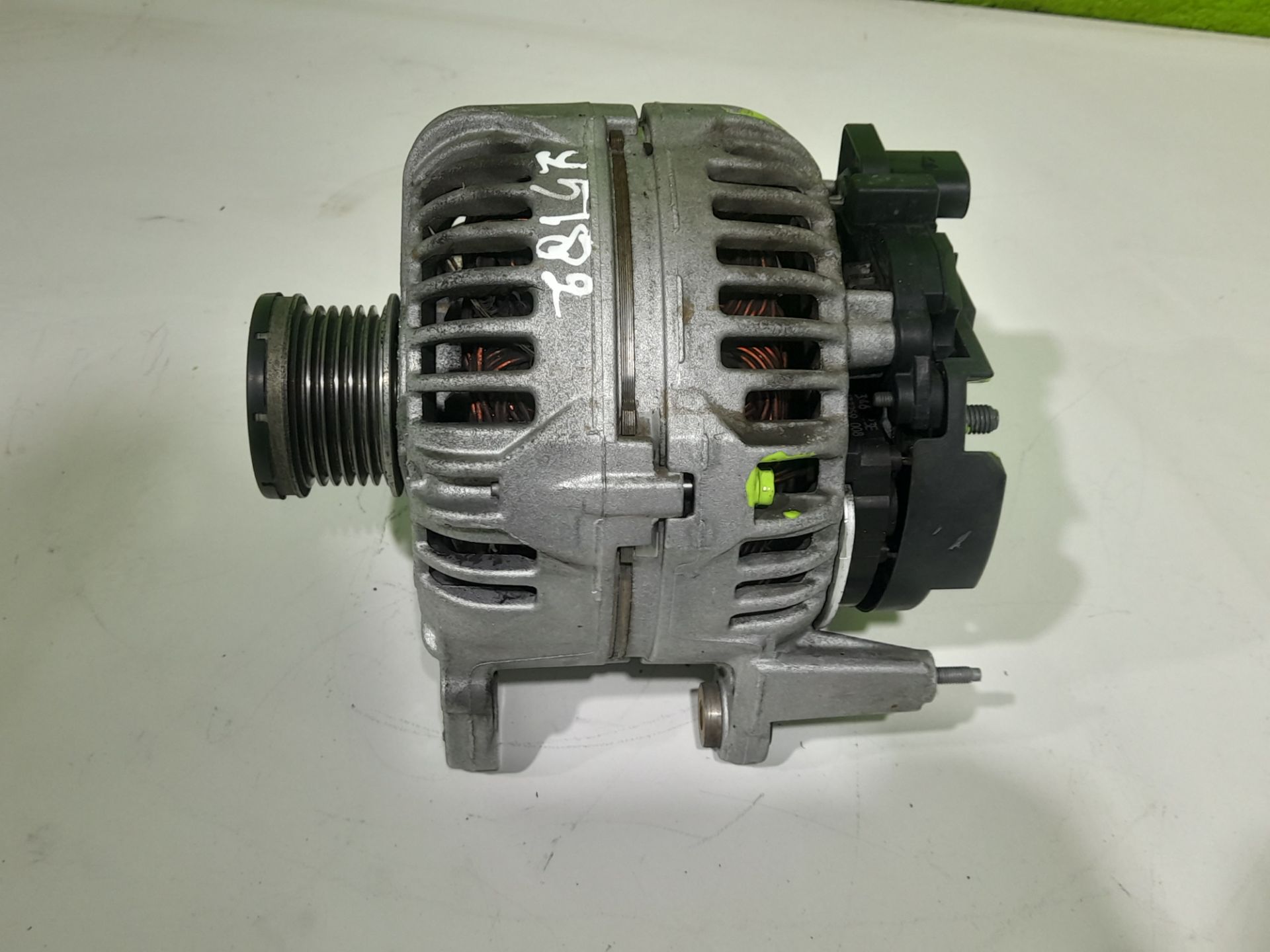ALTERNADOR VOLKSWAGEN GOLF VI (5K1) Advance