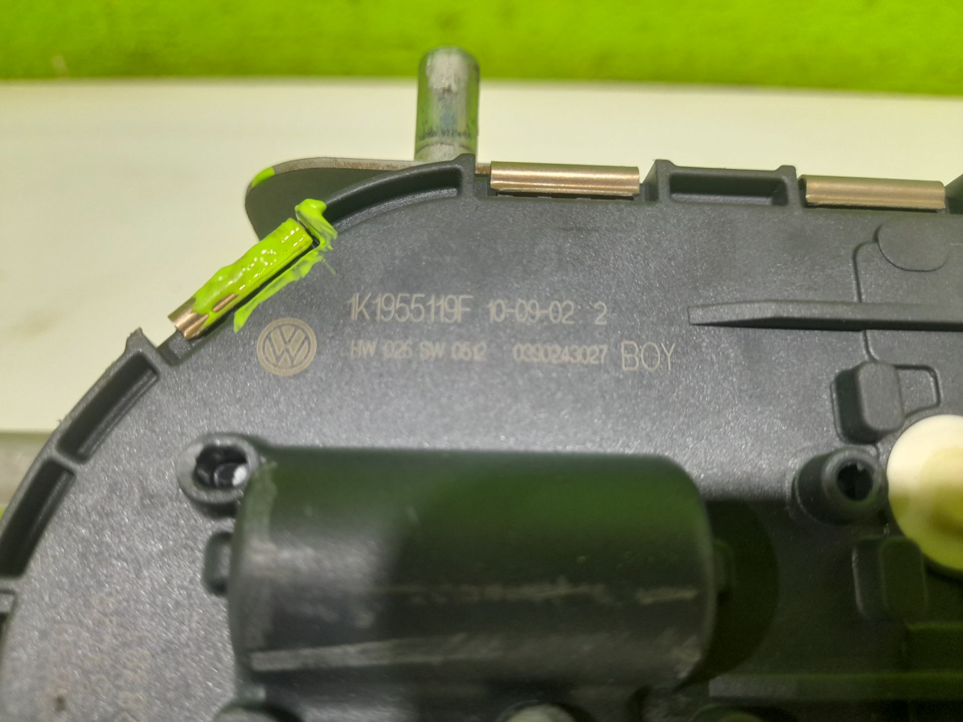 MOTOR LIMPIA DELANTERO VOLKSWAGEN GOLF VI (5K1) Advance