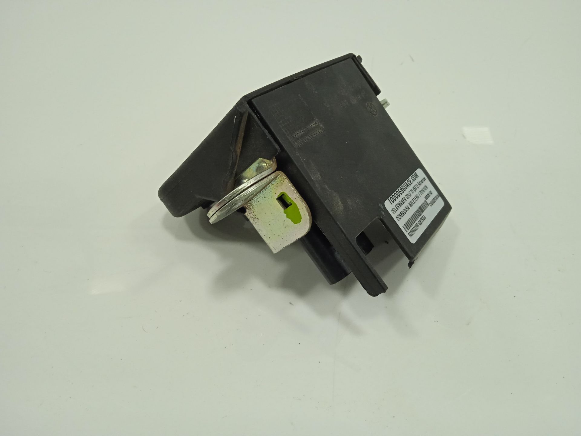CERRADURA MALETERO / PORTON VOLKSWAGEN GOLF VI (5K1) Advance