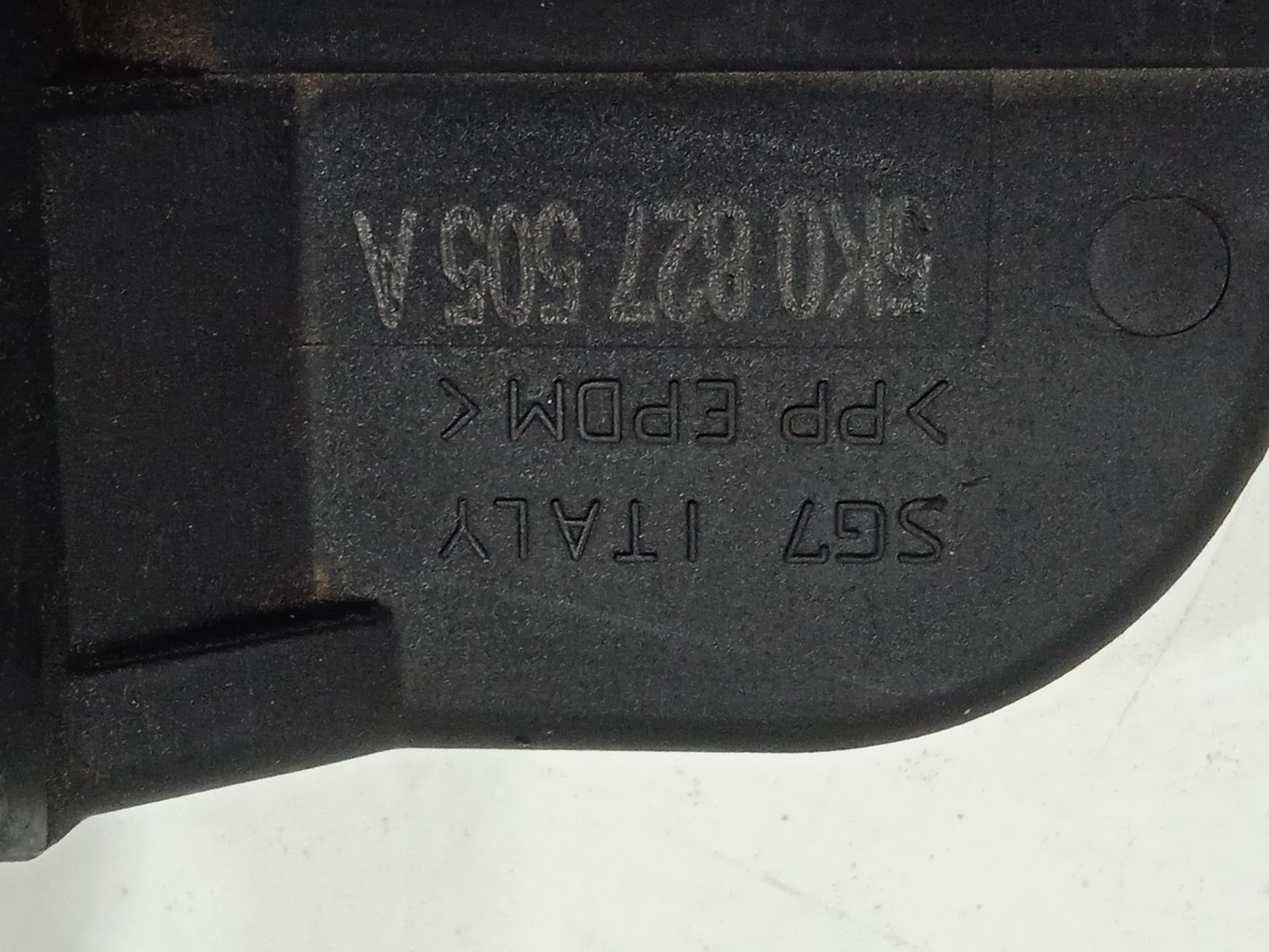 CERRADURA MALETERO / PORTON VOLKSWAGEN GOLF VI (5K1) Advance