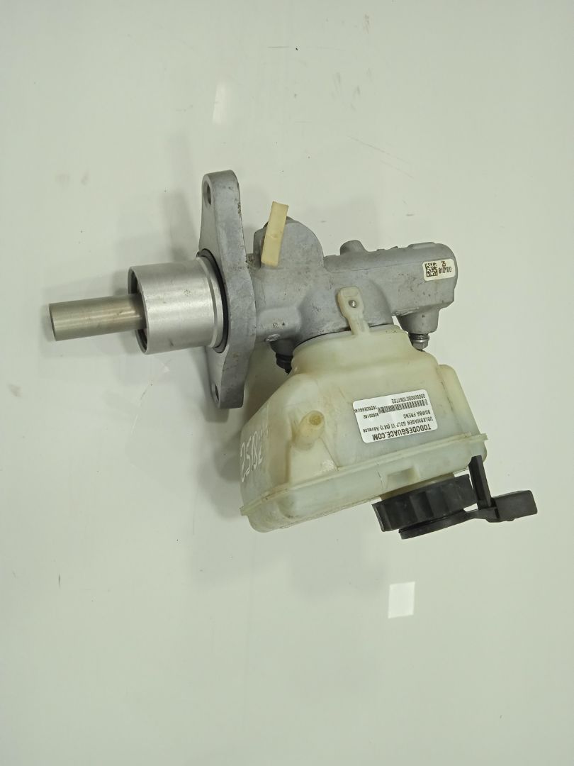 BOMBA FRENO VOLKSWAGEN GOLF VI (5K1) Advance