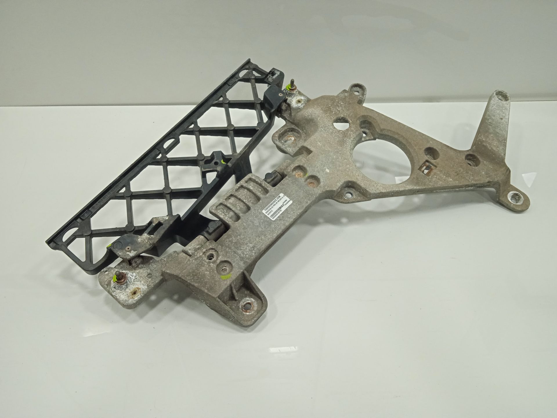 SOPORTE MERCEDES-BENZ ACTROS BM 963.XXX 2-ACHSER 18XX 4x2 Sattelzugmaschine L BigSpace