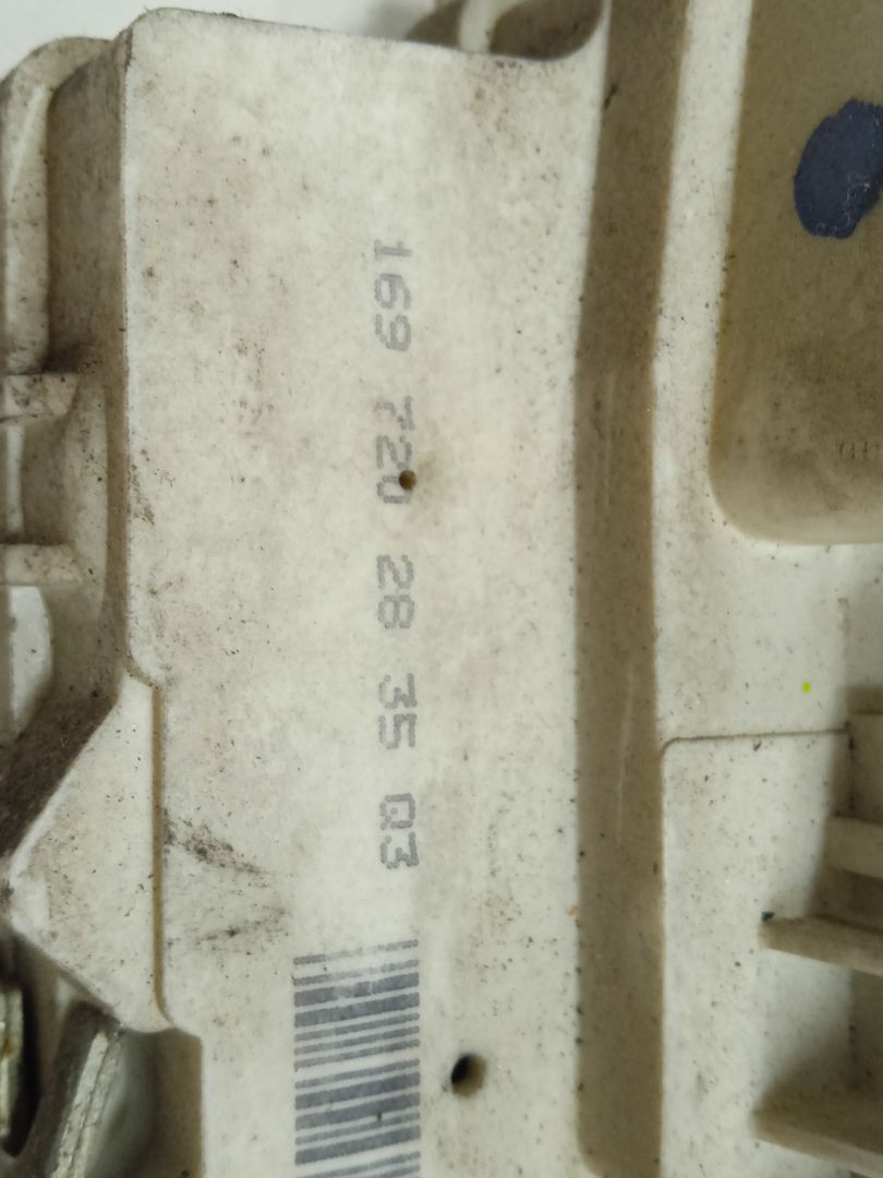 CERRADURA PUERTA DELANTERA DERECHA