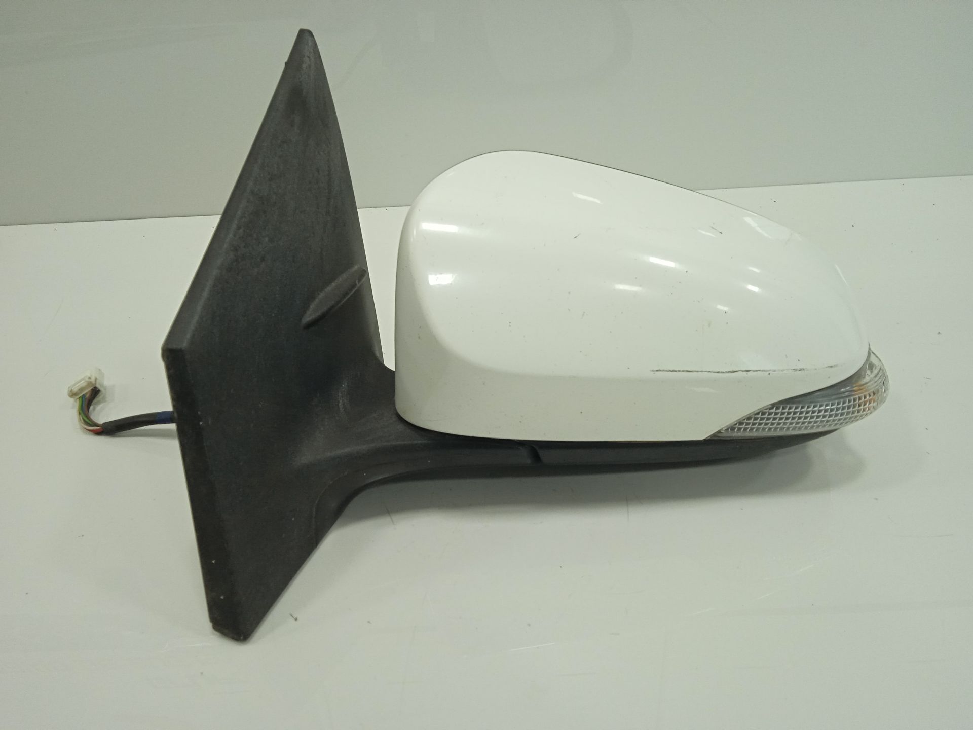 RETROVISOR IZQUIERDO TOYOTA AURIS Active