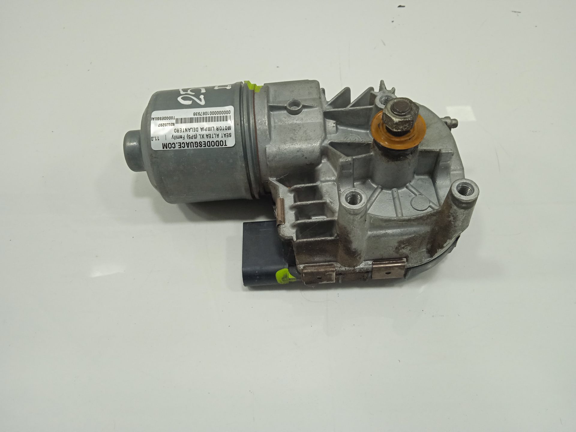 MOTOR LIMPIA DELANTERO foto 4