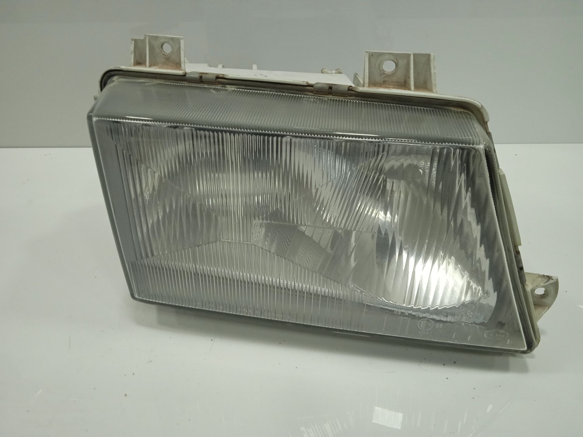 FARO DERECHO MERCEDES-BENZ VARIO (TW2)SERIE/BM 667/668/670 *