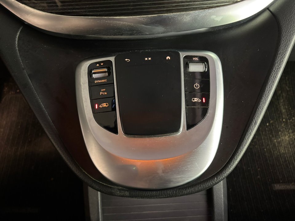 SOPORTE GUIA PUERTA CORREDERA MERCEDES-BENZ EQV -CLASE (447) *