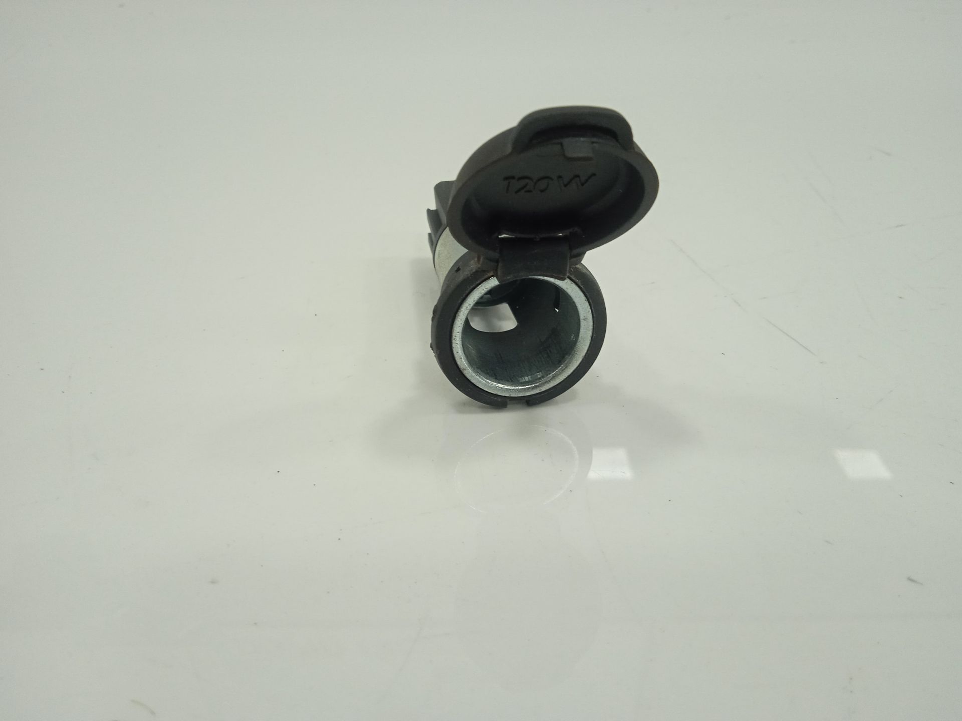 TOMA 12V / 24V CITROEN C-ELYSÉE Feel   |   02.17 - 12.20