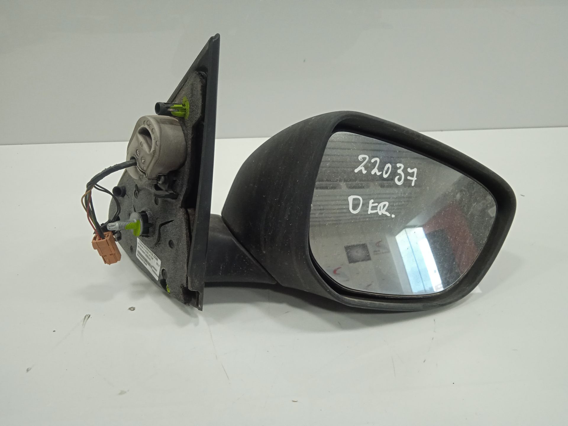 RETROVISOR DERECHO CITROEN C-ELYSÉE Feel   |   02.17 - 12.20