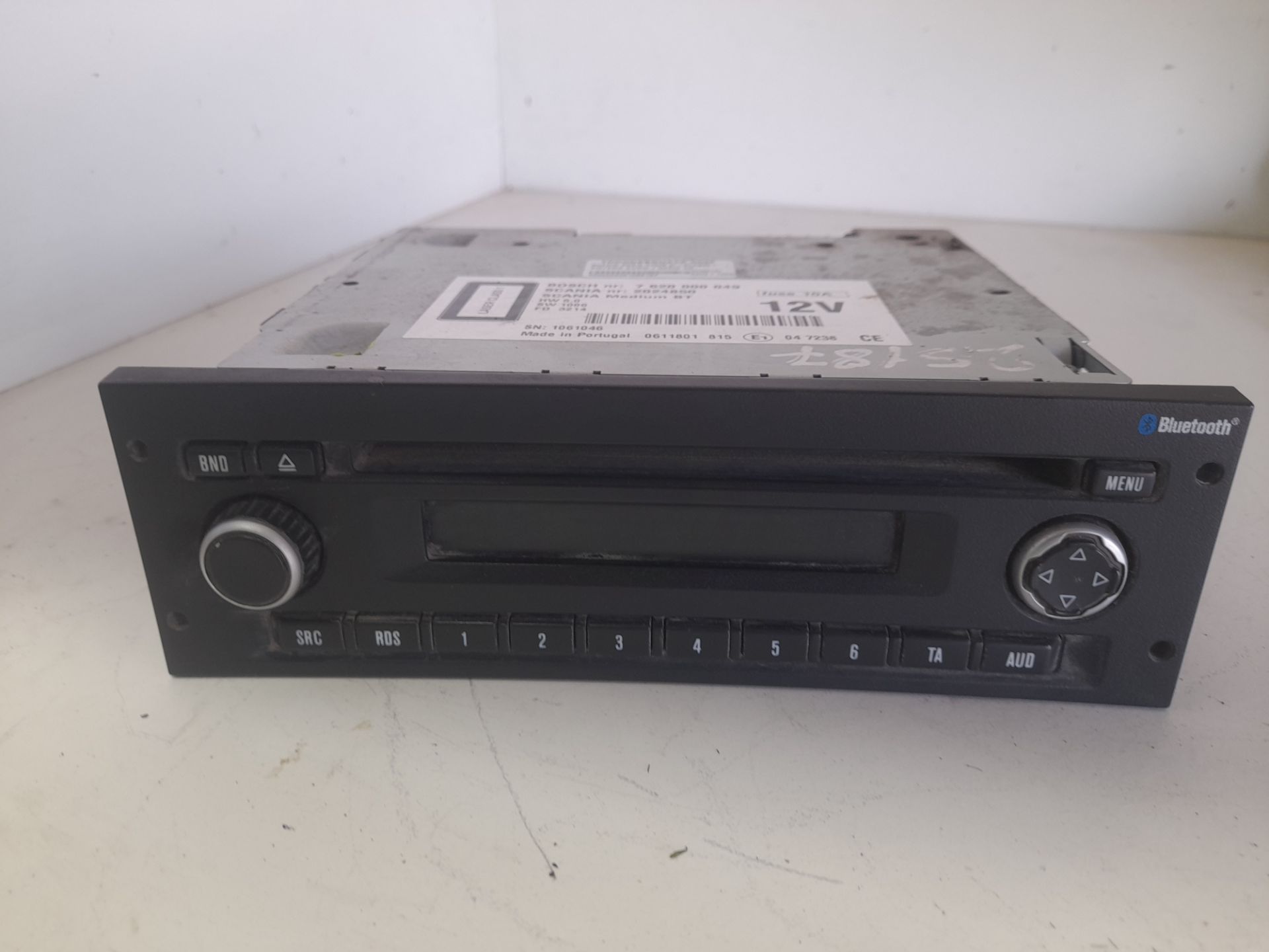SISTEMA AUDIO / RADIO CD SCANIA SERIE P/G/R (L-CLASE) *