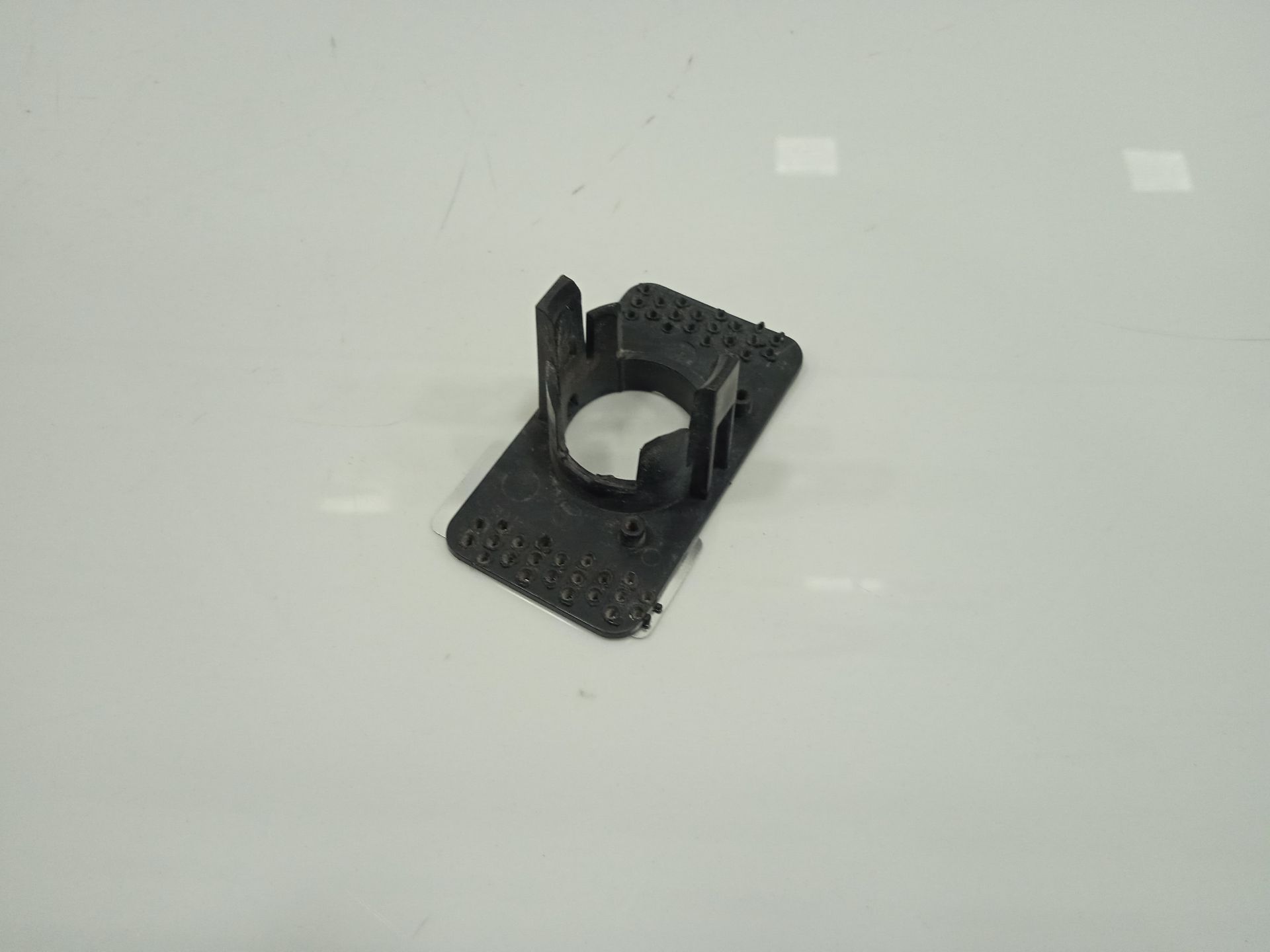 SOPORTE MERCEDES-BENZ EQV -CLASE (447) *