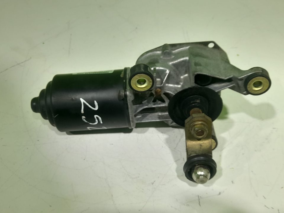 MOTOR LIMPIA DELANTERO NISSAN PICK-UP (D22) Cabina simple Diesel