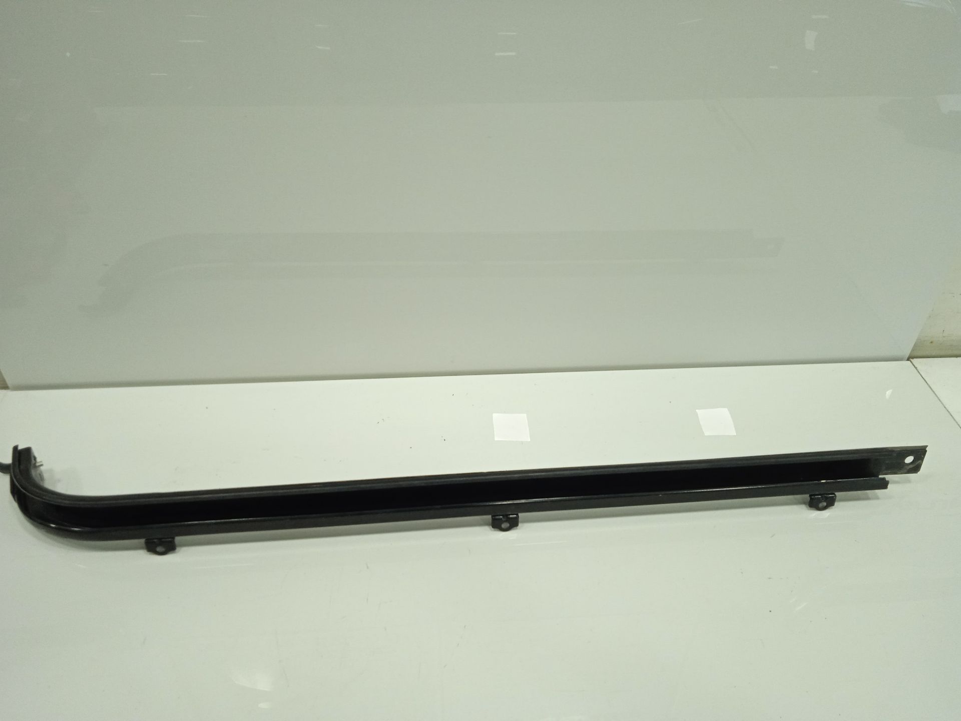 SOPORTE GUIA PUERTA CORREDERA MERCEDES-BENZ EQV -CLASE (447) *