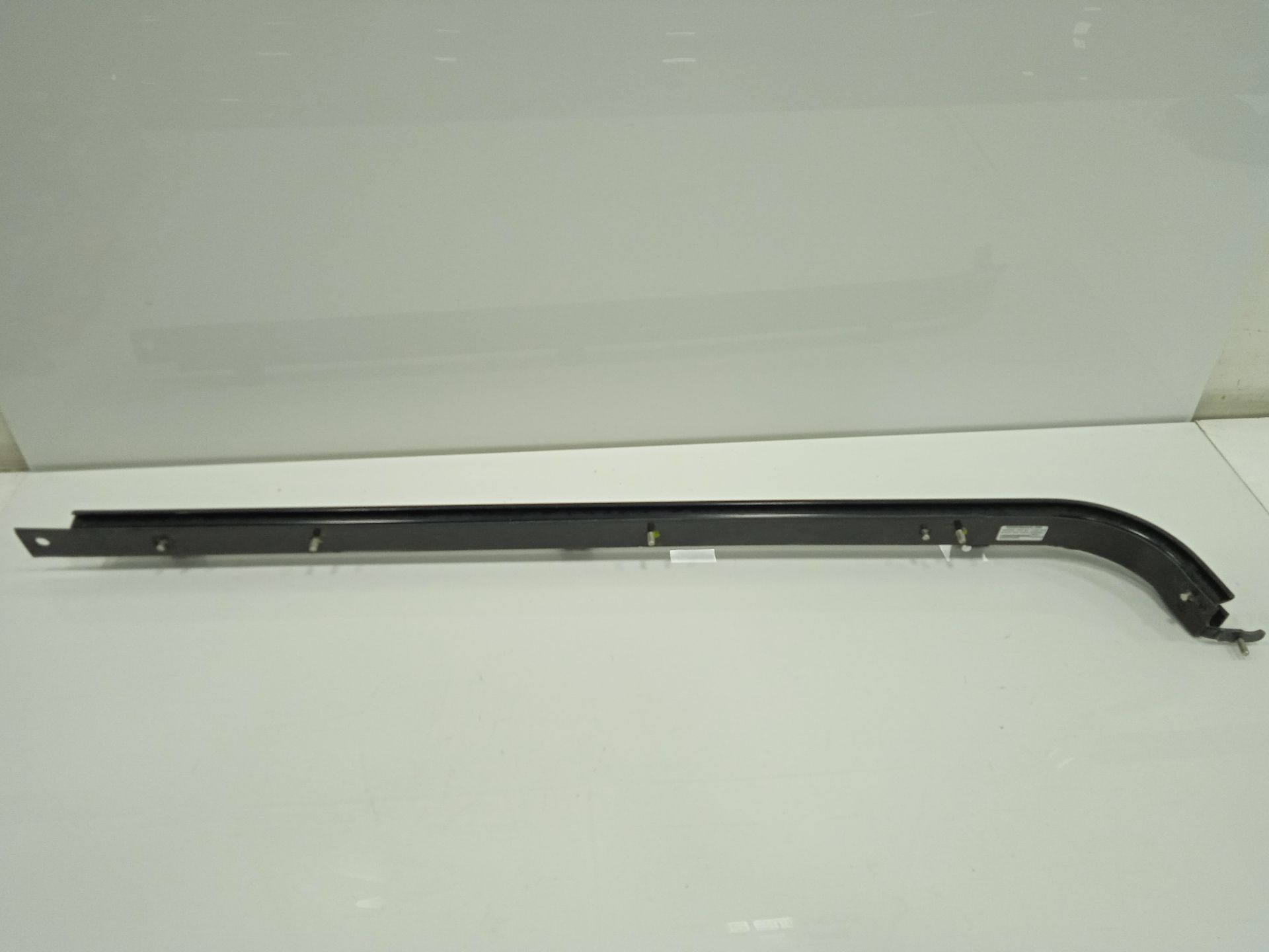 SOPORTE GUIA PUERTA CORREDERA MERCEDES-BENZ EQV -CLASE (447) *