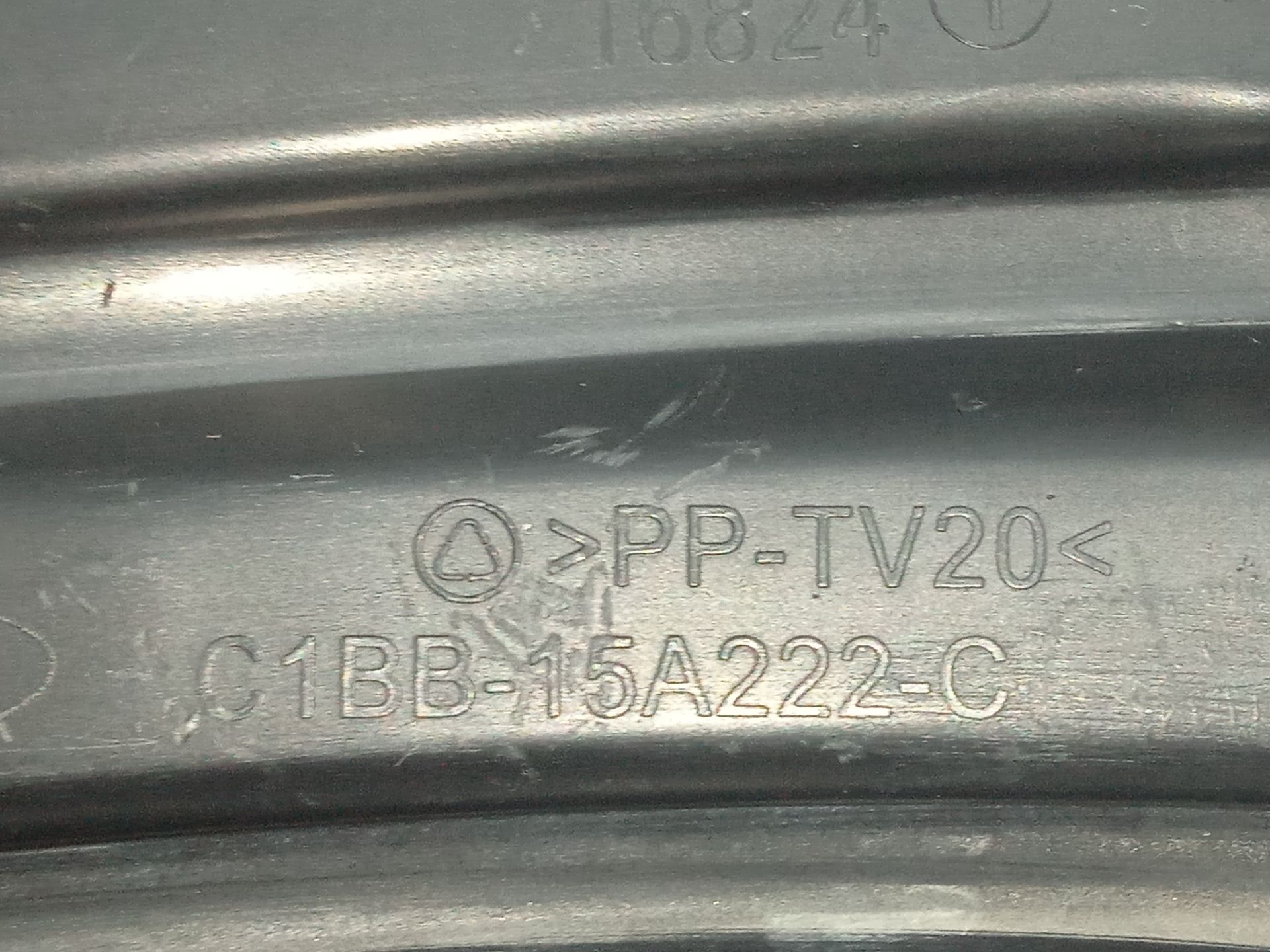 MOLDURA ANTINIEBLAS DELANTERO IZQUIERDO MERCEDES-BENZ EQV -CLASE (447) *