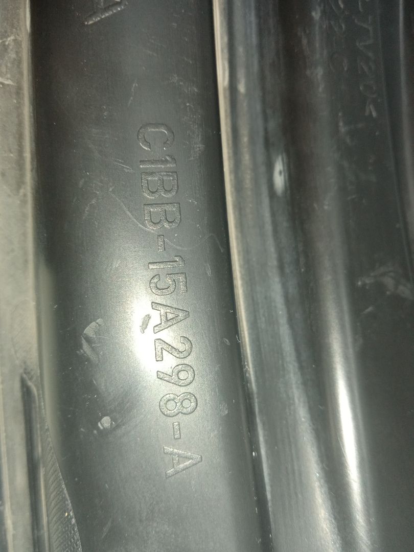 MOLDURA ANTINIEBLAS DELANTERO IZQUIERDO MERCEDES-BENZ EQV -CLASE (447) *