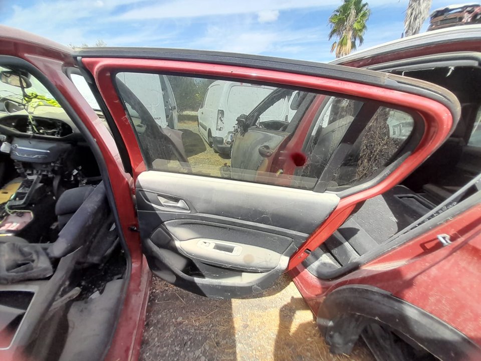 PUERTA TRASERA DERECHA PEUGEOT 308 Active   |   06.14 - 12.20