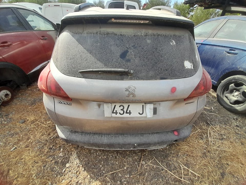 PARAGOLPES TRASERO foto 2