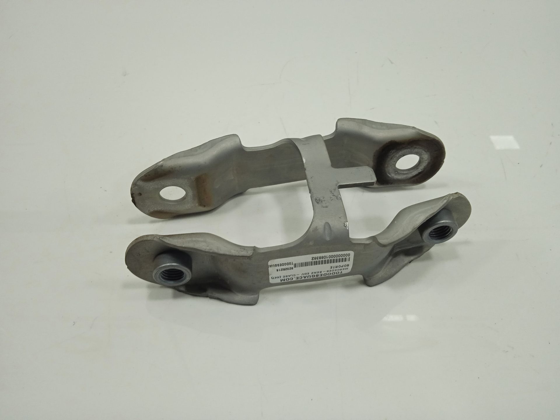 SOPORTE MERCEDES-BENZ EQV -CLASE (447) *