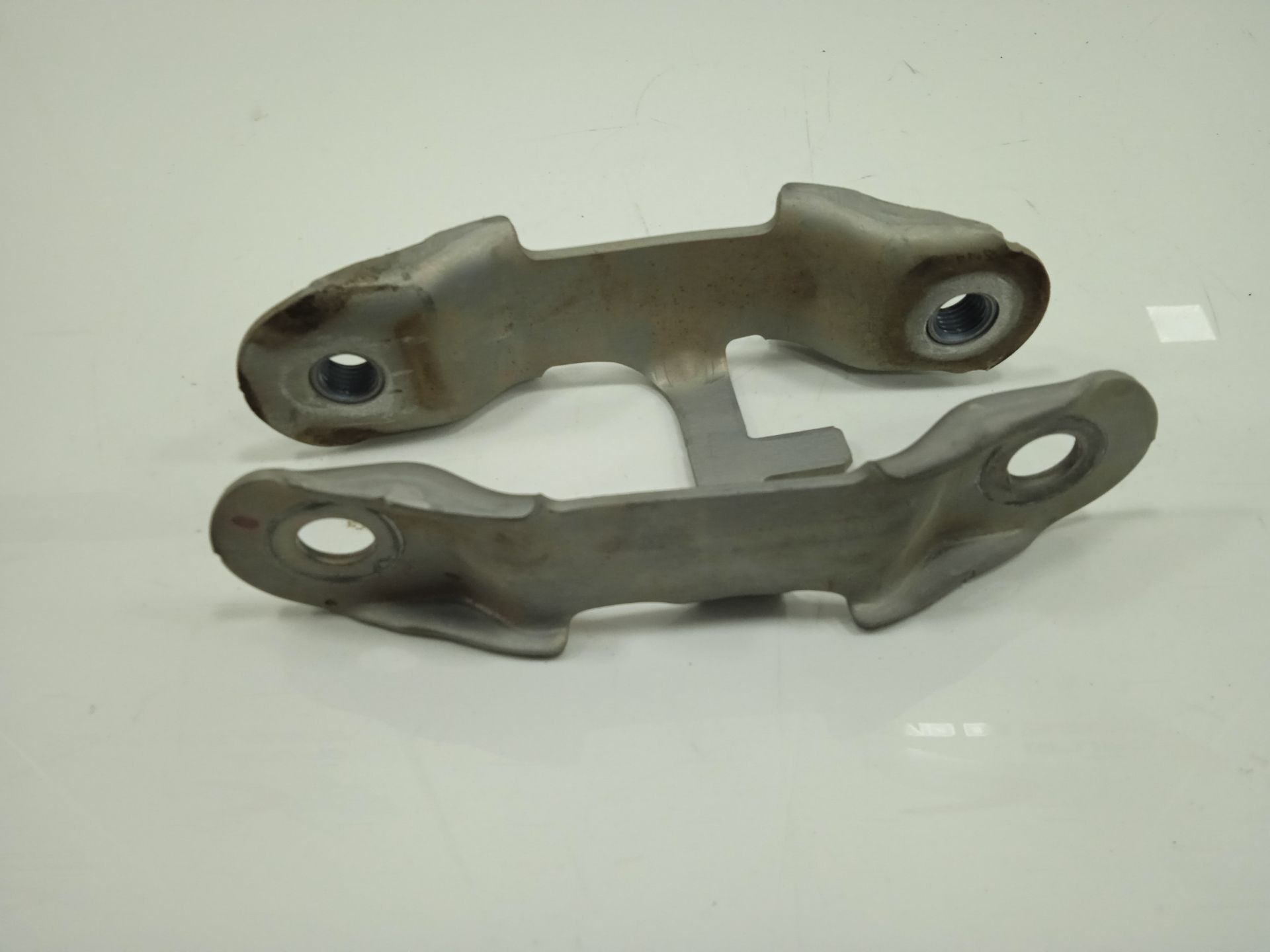 SOPORTE MERCEDES-BENZ EQV -CLASE (447) *