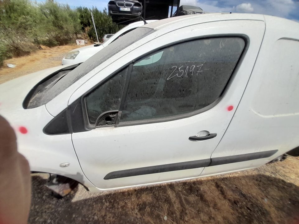 PUERTA DELANTERA IZQUIERDA CITROEN BERLINGO CUADRO L1