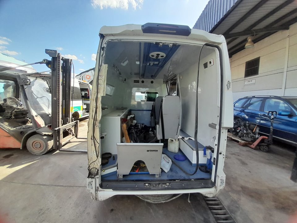 IVECO DAILY FURGÓN Fg 33 S ... V Batalla 3000 Motor 2,3 Ltr. - 115 kW Diesel