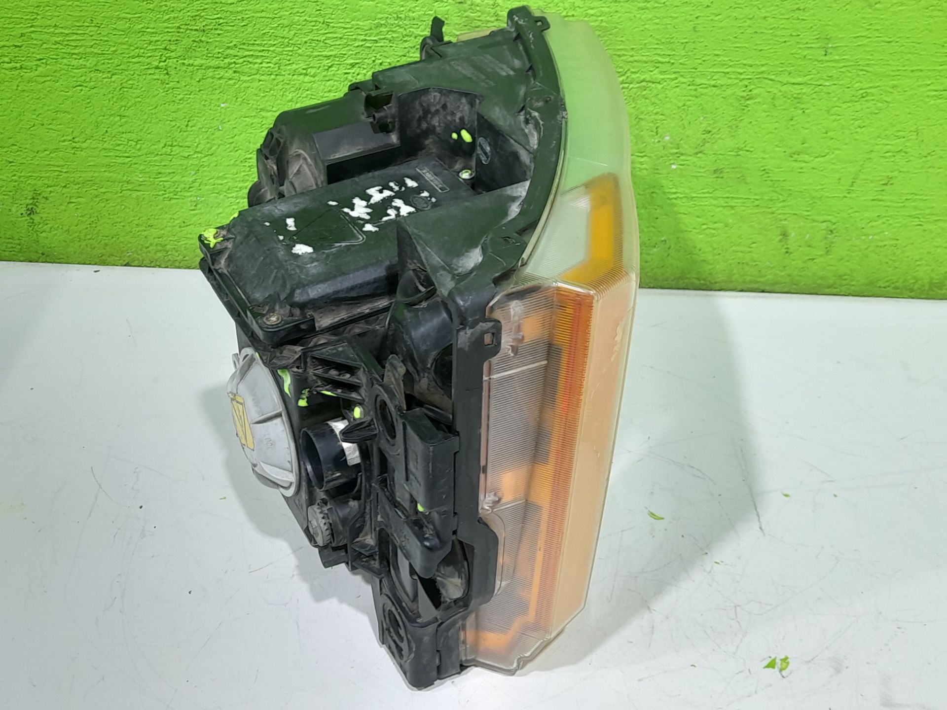 FARO IZQUIERDO LAND ROVER DISCOVERY (...) V6 TD HSE   |   08.04 - 12.09