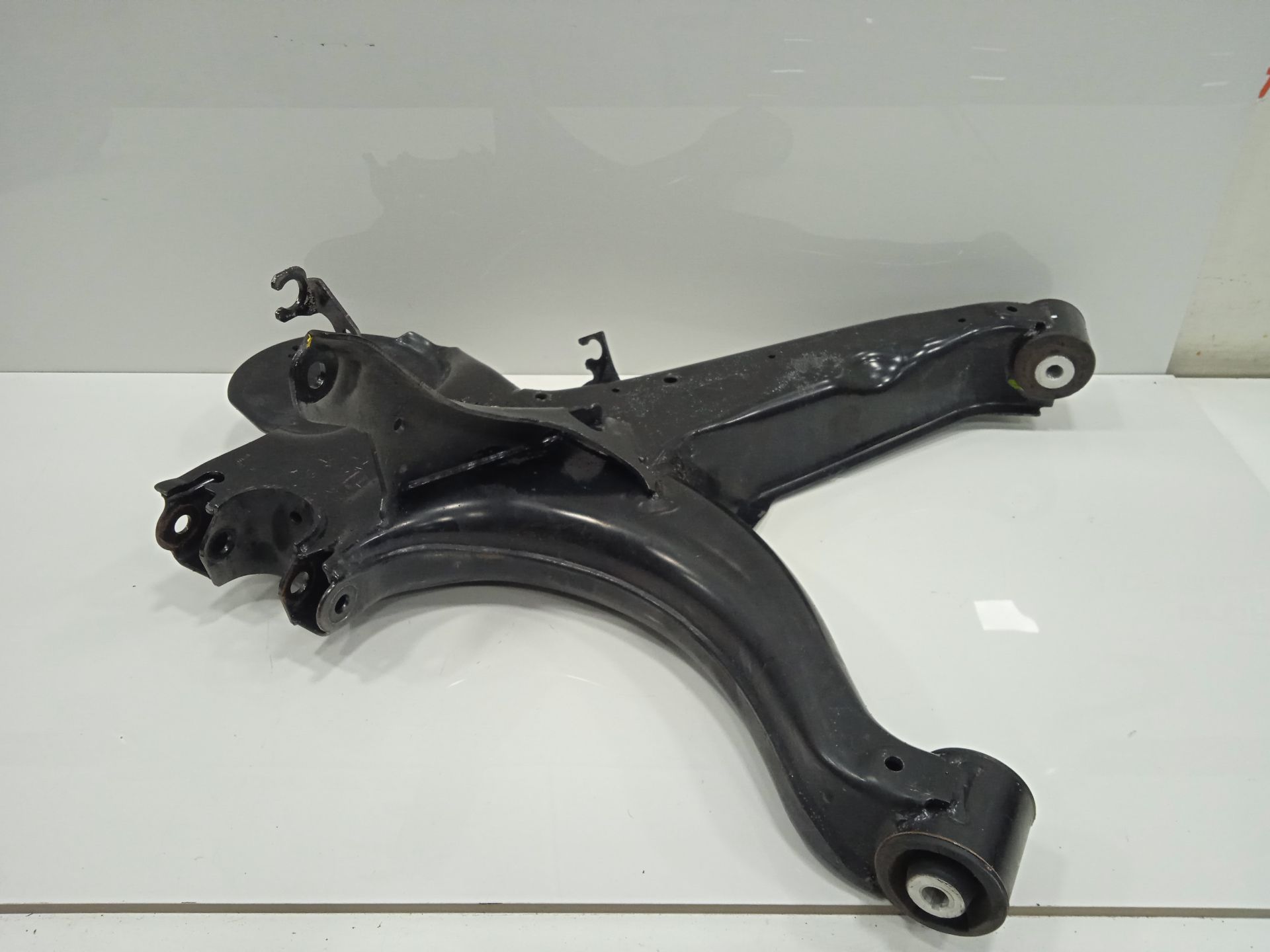 BRAZO SUSPENSION TRASERO IZQUIERDO foto 3