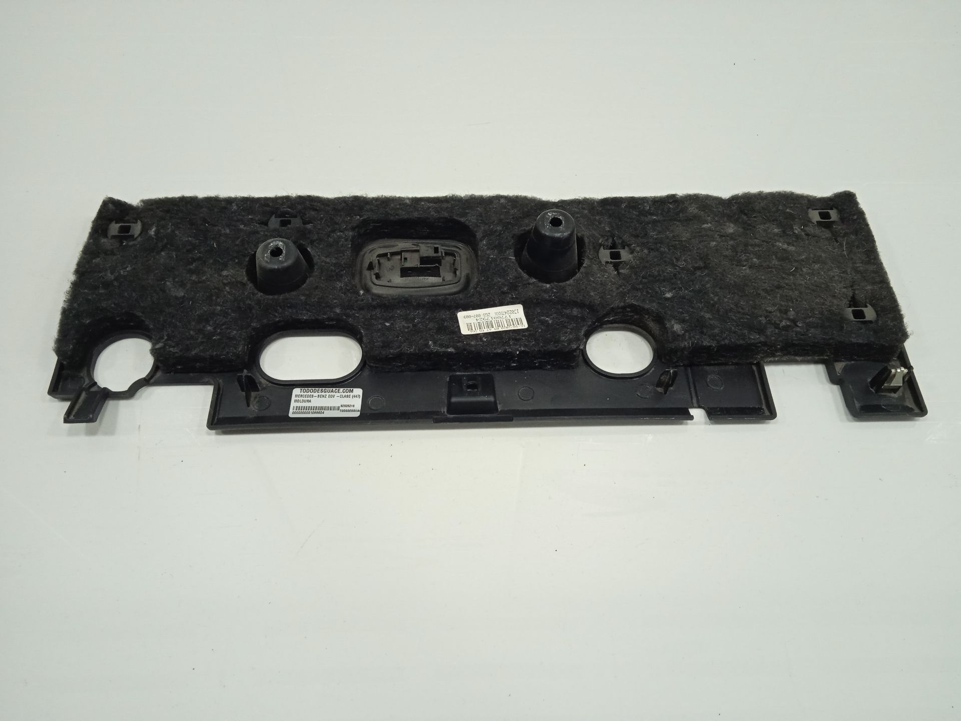 MOLDURA MERCEDES-BENZ EQV -CLASE (447) *