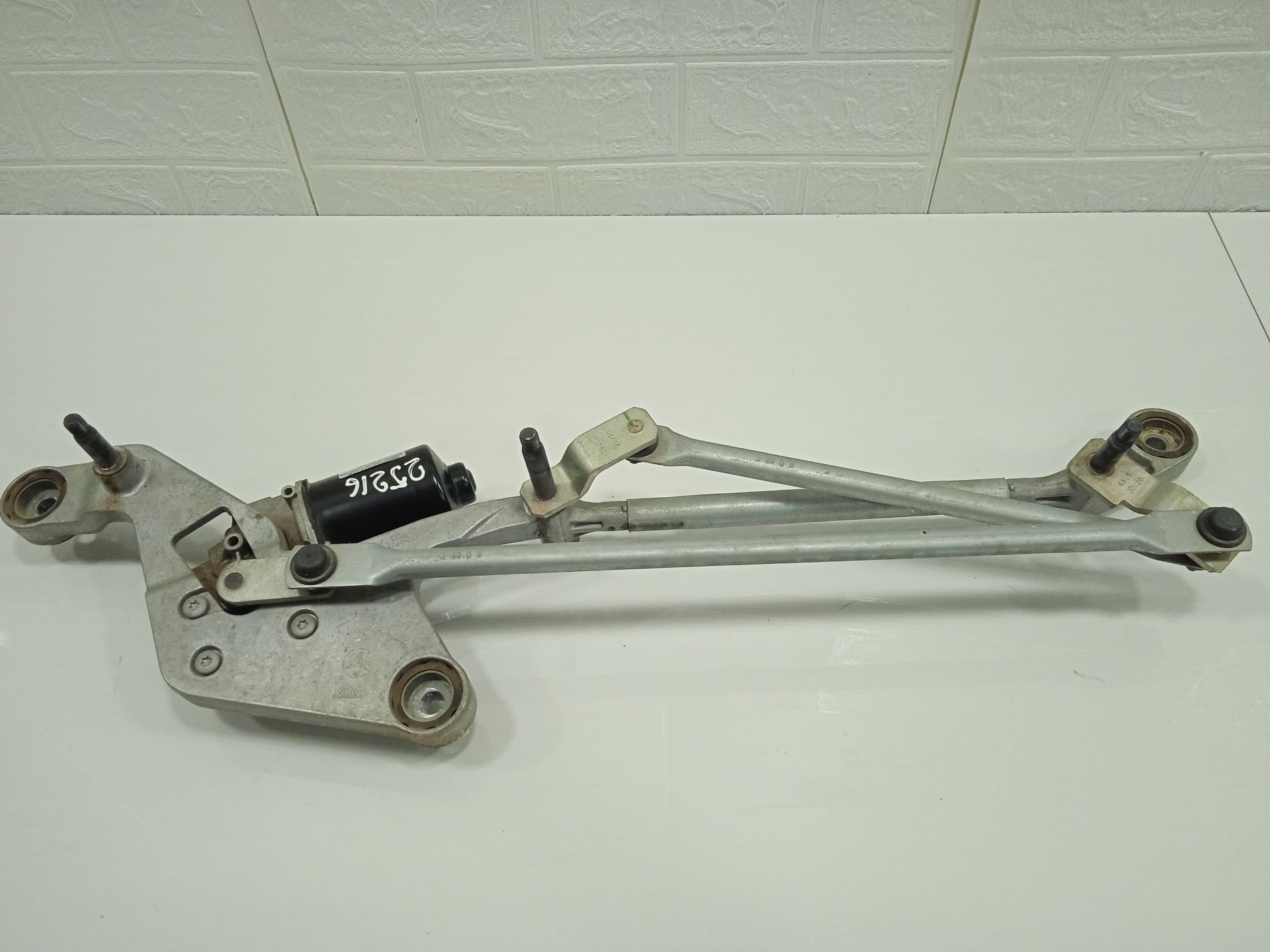 MOTOR LIMPIA DELANTERO foto 3
