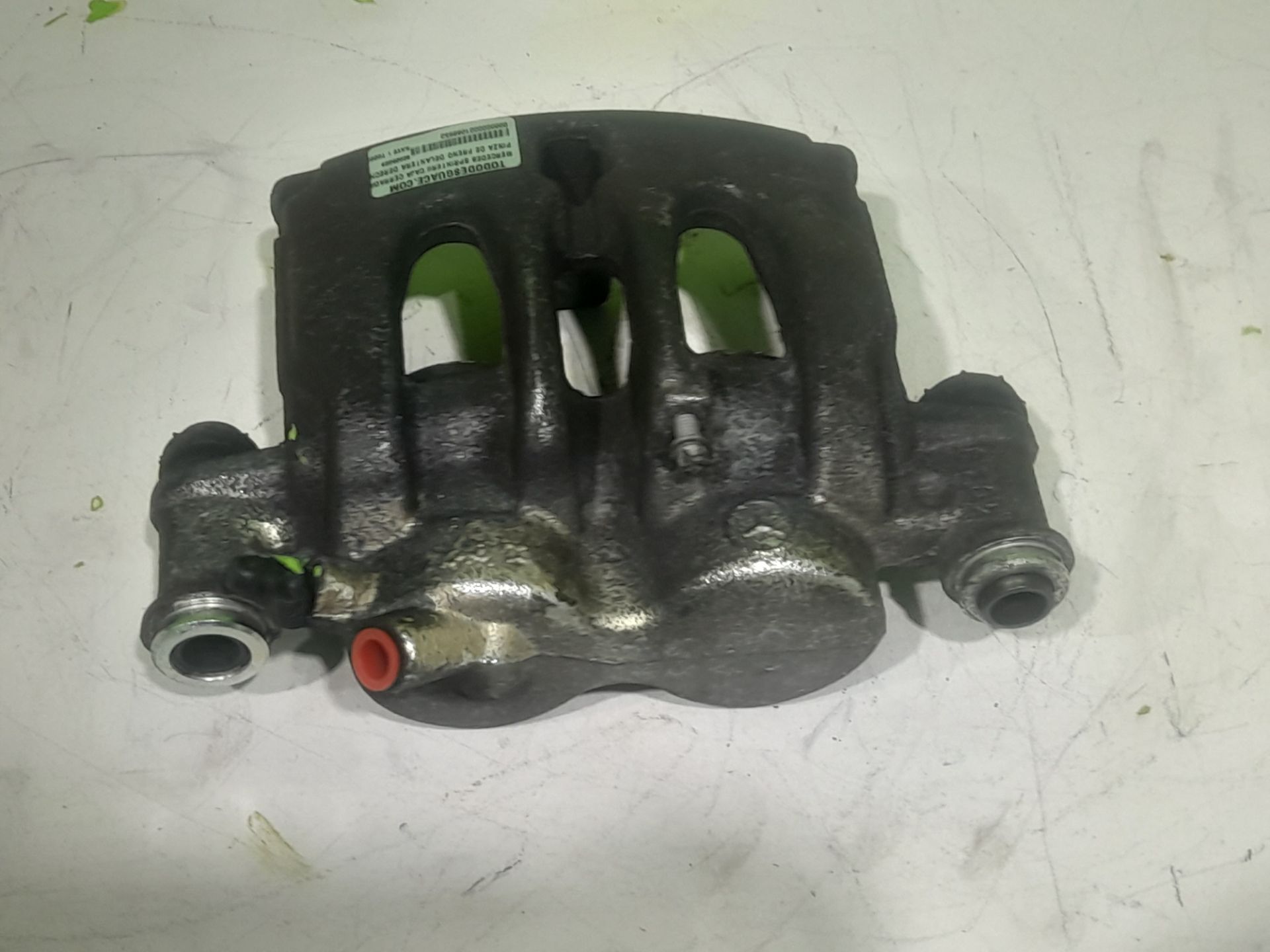 PINZA DE FRENO DELANTERA DERECHA MERCEDES-BENZ SPRINTERII CAJA CERRADA (DESDE 01.06) 210/213/216 CDI (906.611/613)