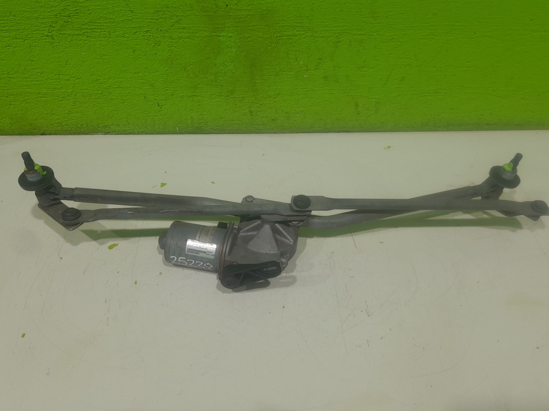 MOTOR LIMPIA DELANTERO MERCEDES-BENZ SPRINTERII CAJA CERRADA (DESDE 01.06) 210/213/216 CDI (906.611/613)