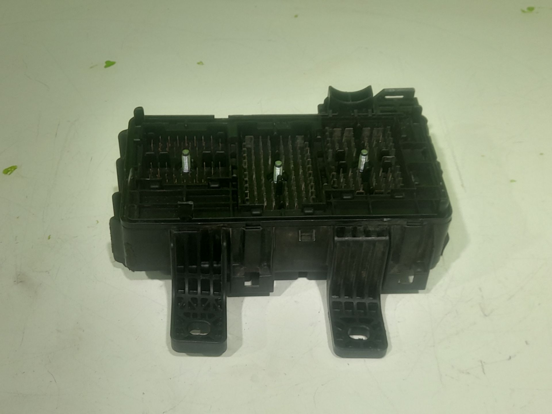 CAJA RELES / FUSIBLES foto 4