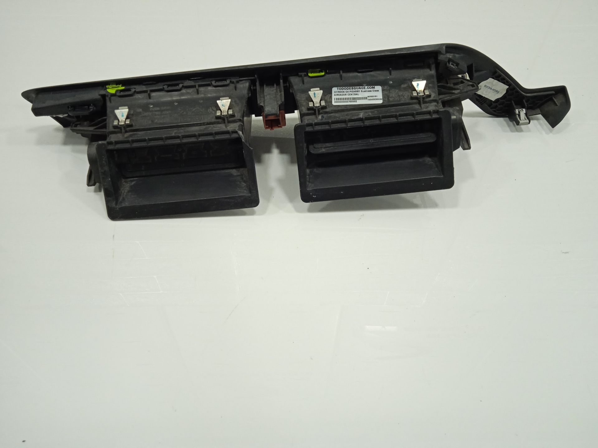AIREADOR CENTRAL CITROEN C4 PICASSO Business Class   |   02.15 - 12.15