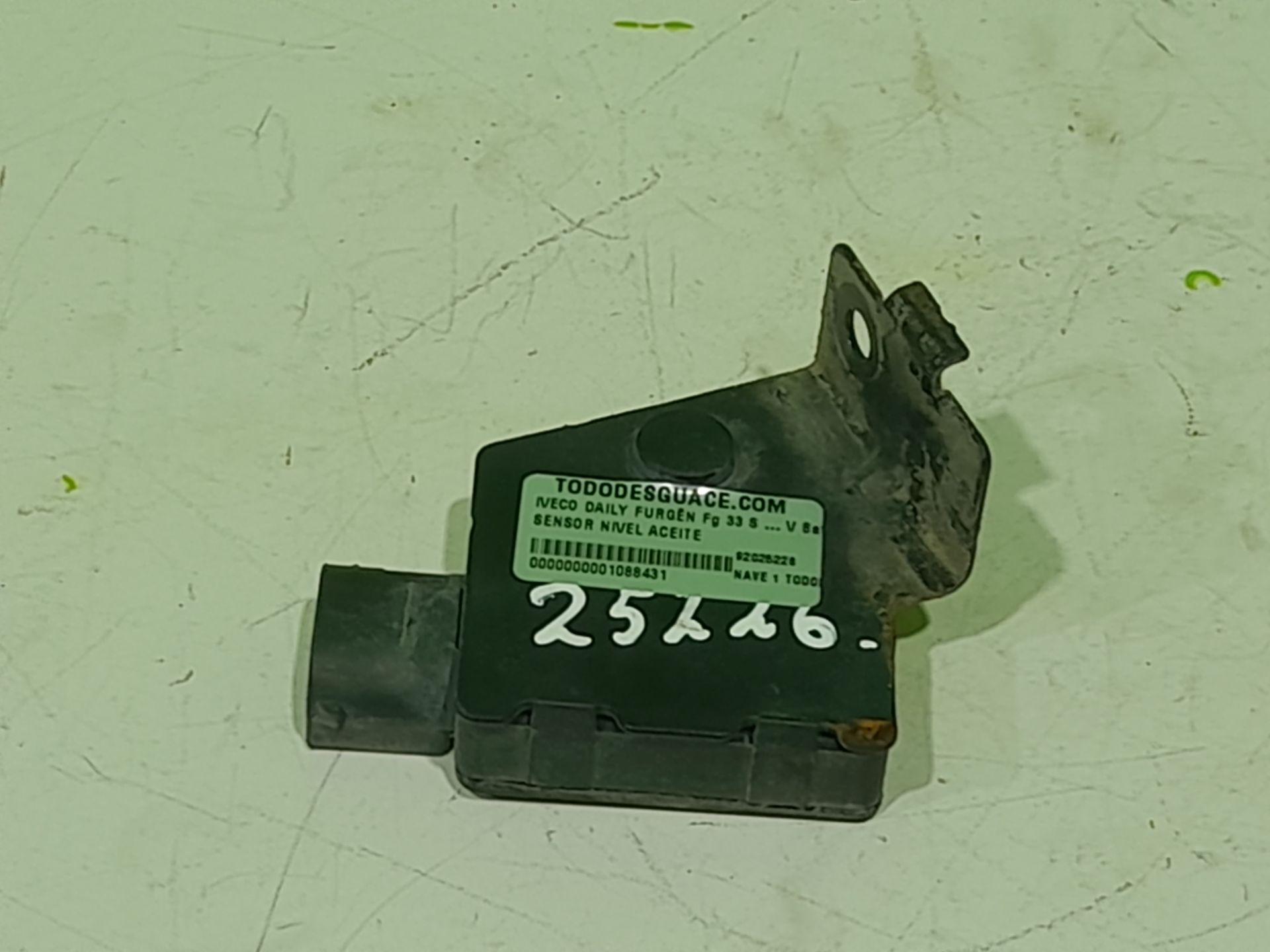 SENSOR NIVEL ACEITE IVECO DAILY FURGÓN Fg 33 S ... V Batalla 3000