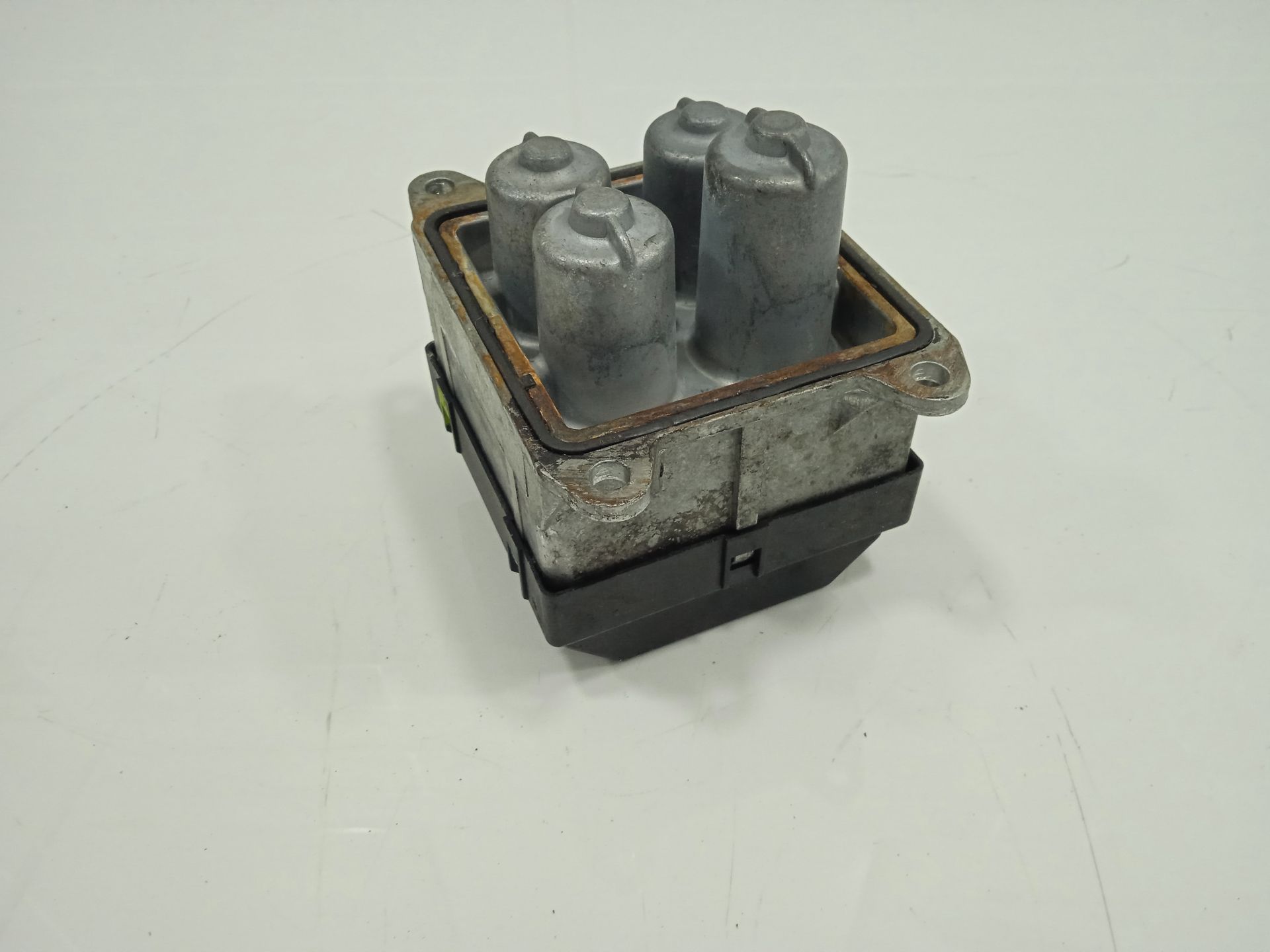 CAJA PRECALENTAMIENTO RENAULT T 520 HIGHCAB T4X2
