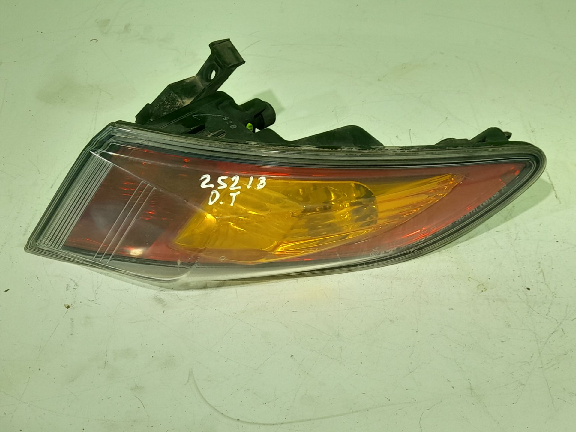 PILOTO TRASERO DERECHO HONDA CIVIC BERLINA 5 (FK) 2.2 i-CTDi Comfort