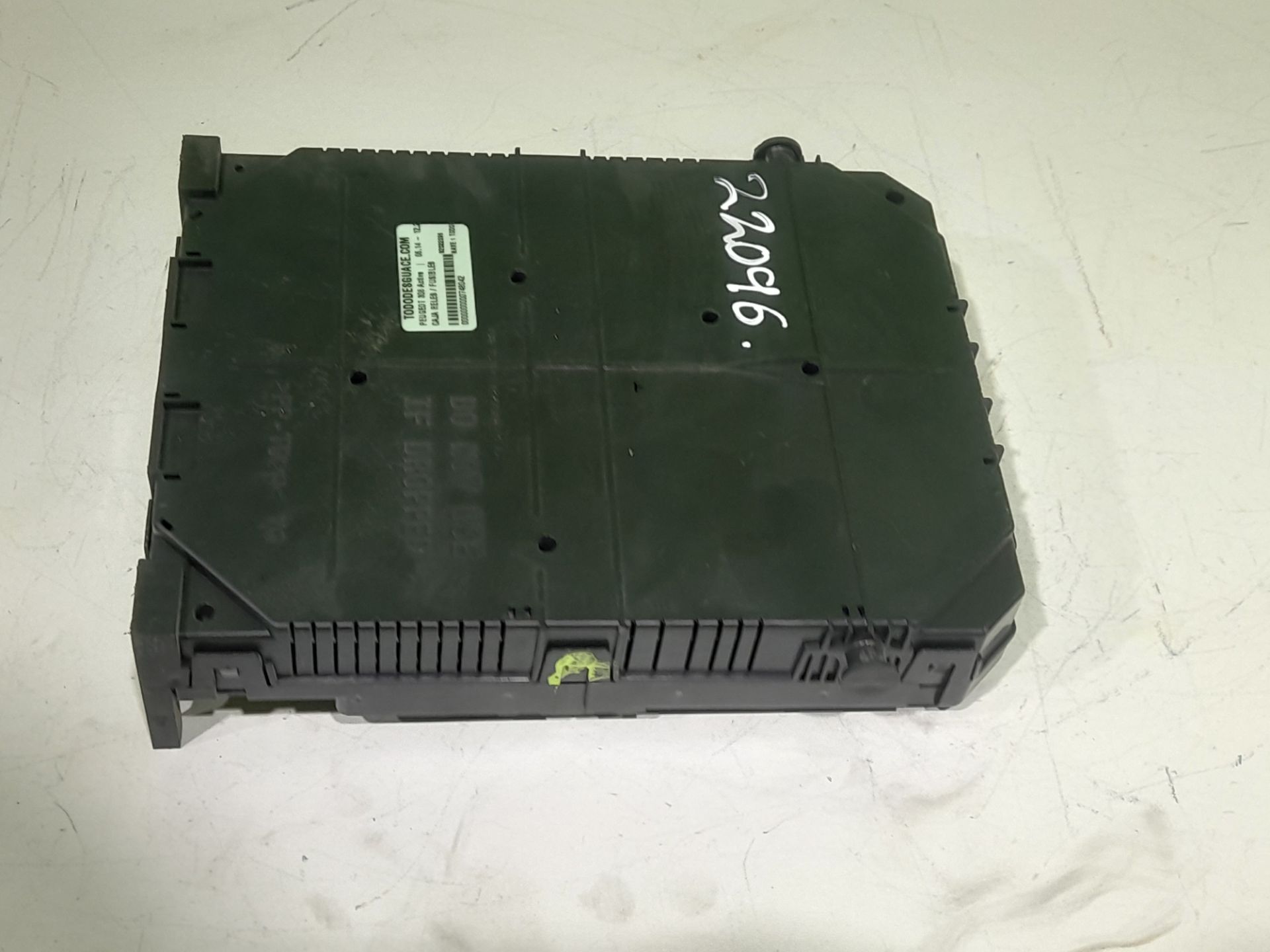 CAJA RELES / FUSIBLES PEUGEOT 308 Active   |   06.14 - 12.20