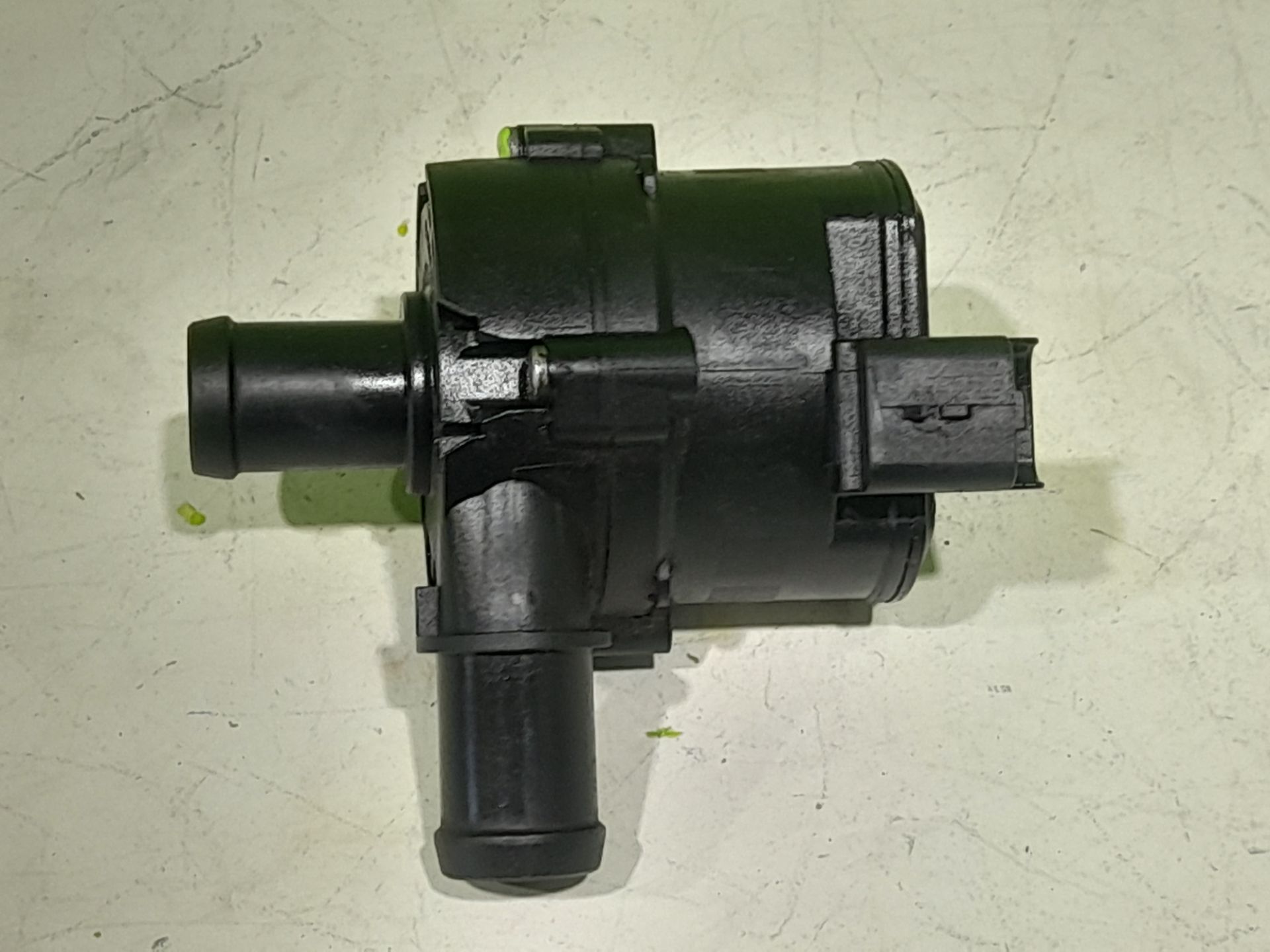 BOMBA AGUA RENAULT MASTER KOFFERAUFBAU L3H1 3,5t