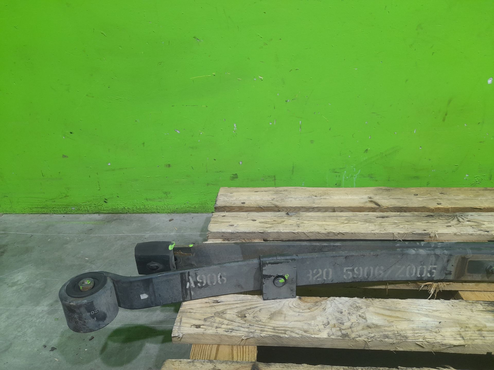 BALLESTA TRASERA MERCEDES-BENZ SPRINTERII CAJA CERRADA (DESDE 01.06) 210/213/216 CDI (906.611/613)