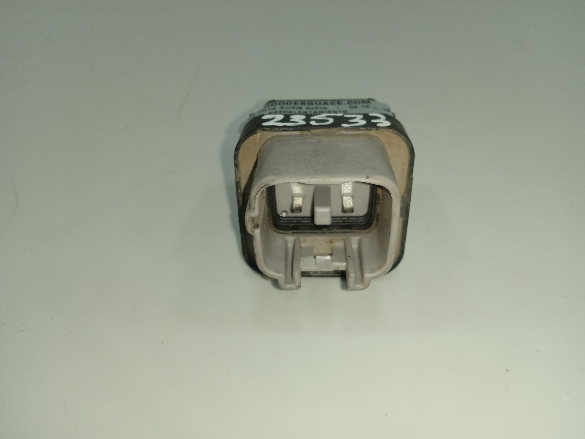 CAJA PRECALENTAMIENTO TOYOTA AURIS Active