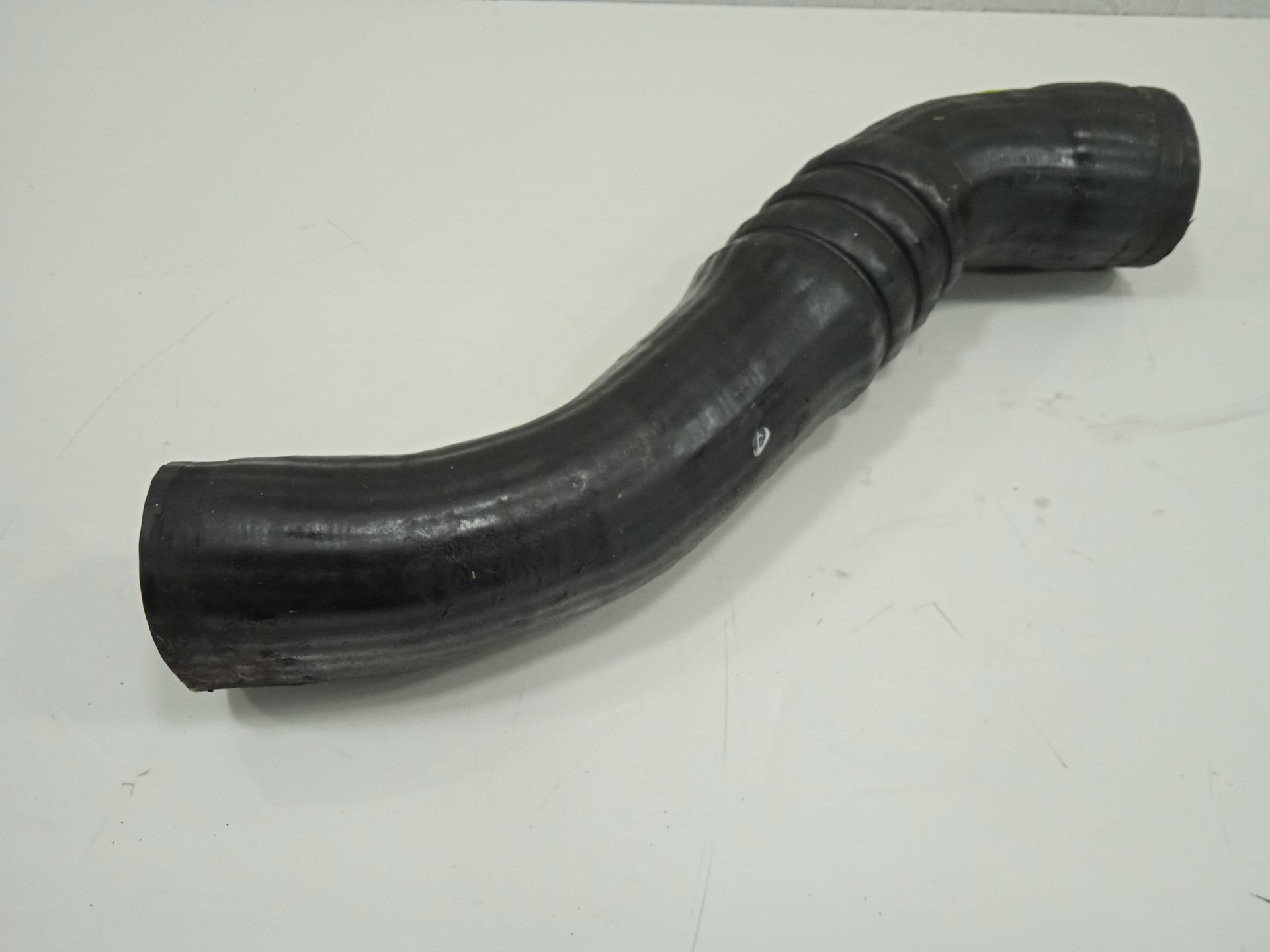 TUBO INTERCOOLER NISSAN CABSTAR TL110.35