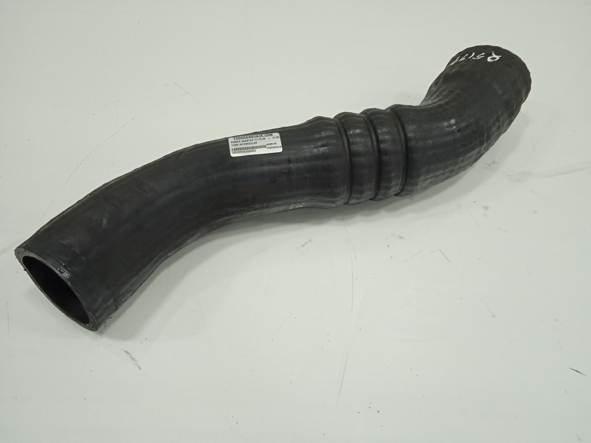 TUBO INTERCOOLER NISSAN CABSTAR TL110.35