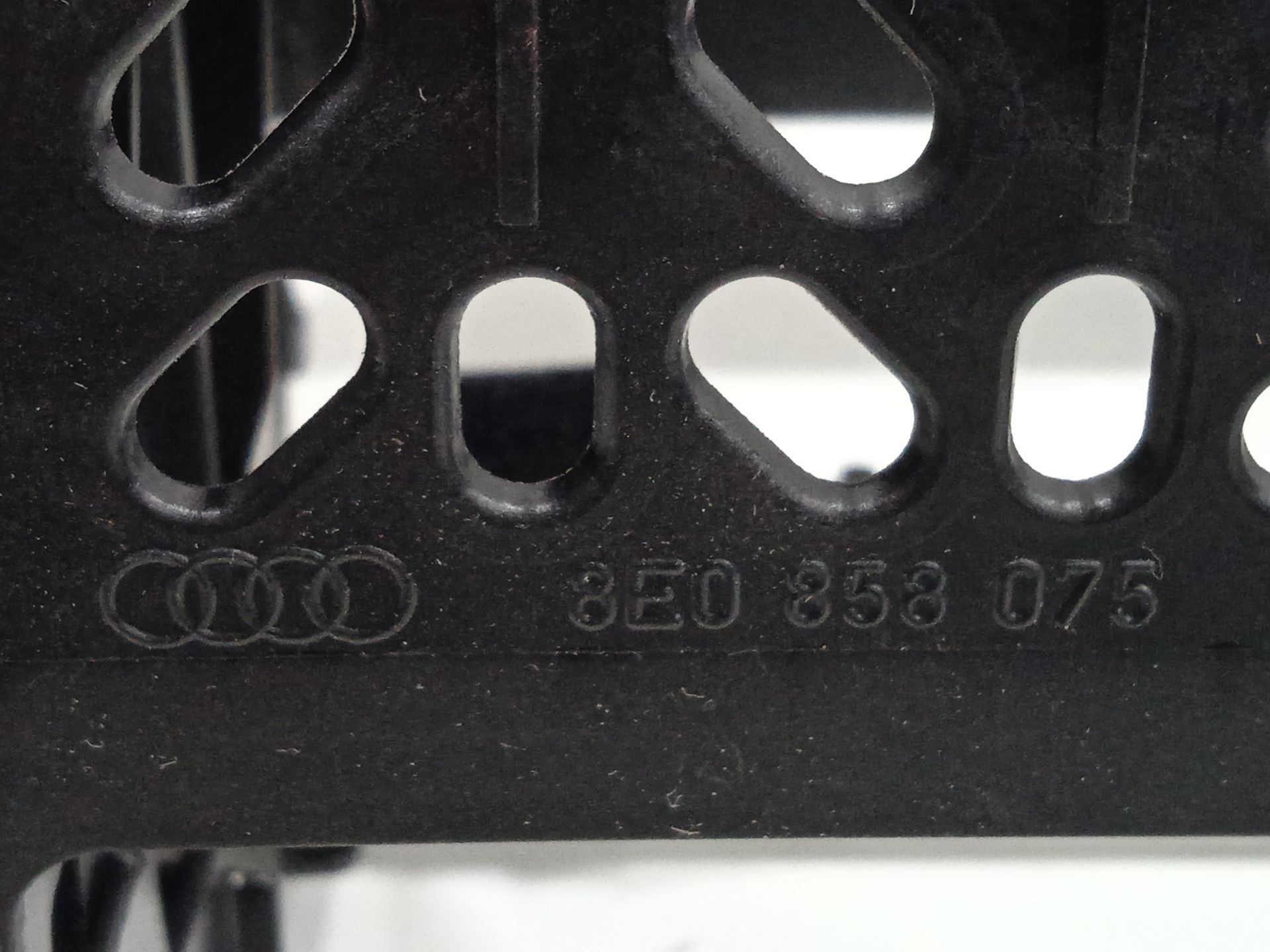 SOPORTE SEAT EXEO BERLINA (3R2) Last Edition   |   06.13 - 12.13