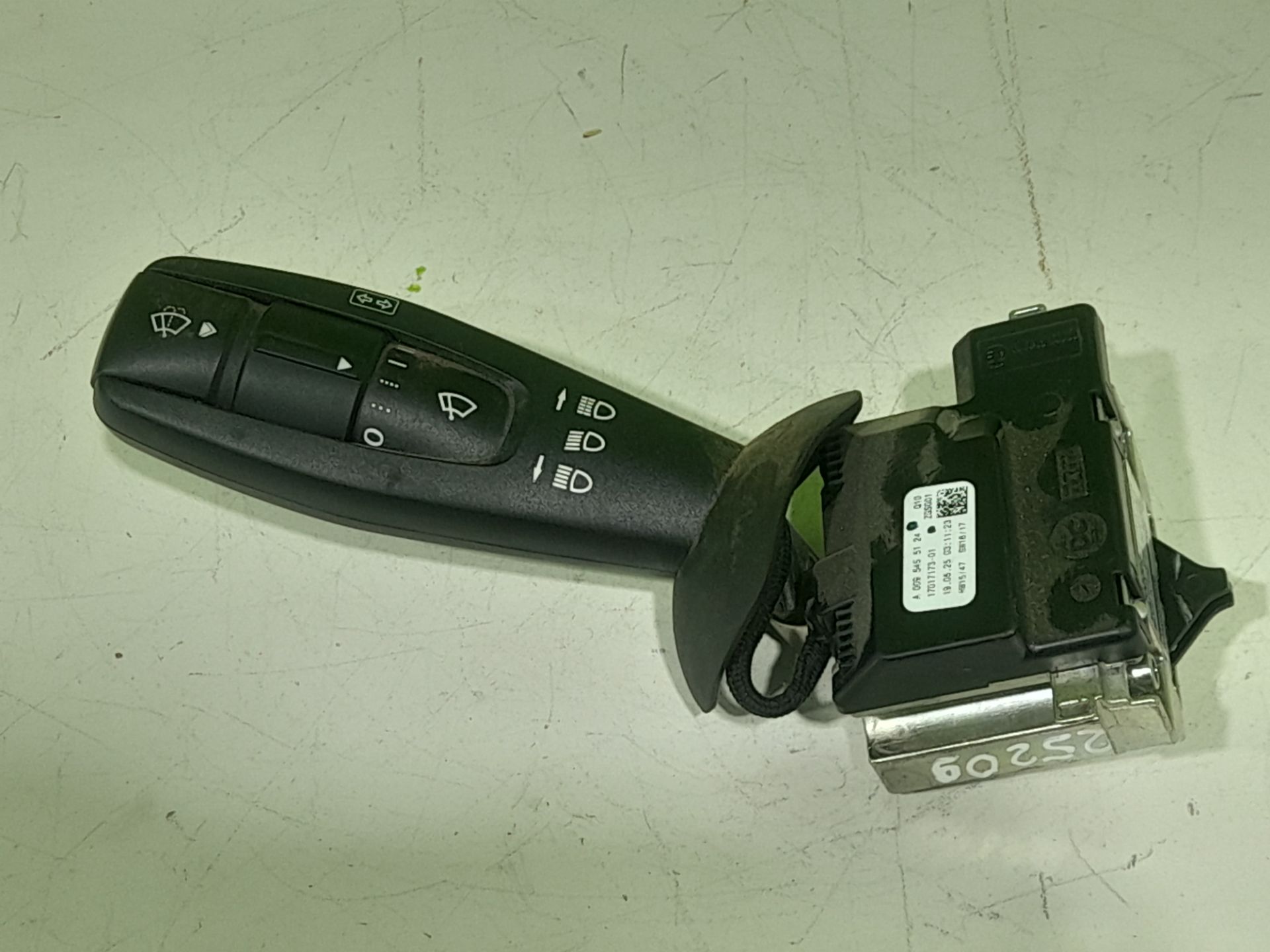 MANDO INTERMITENTES Y LUCES MERCEDES-BENZ ACTROS 5 S/M-FAHRERHAUS 2-ACHSER BM 963 Fg 18xx 4x2 L OM471 M ClassicSpace, 2,30 m., Túnel 170 mm