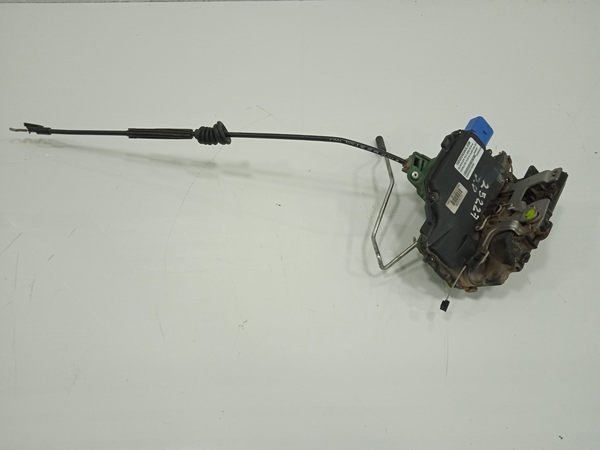 CERRADURA PUERTA DELANTERA DERECHA VOLKSWAGEN POLO (9N3) Advance