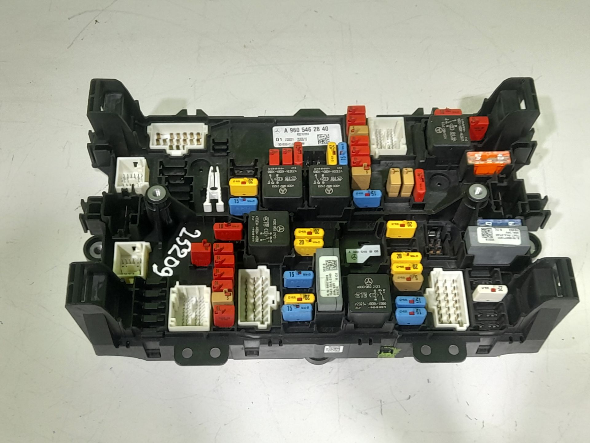 CAJA RELES / FUSIBLES DACIA SANDERO Stepway Comfort