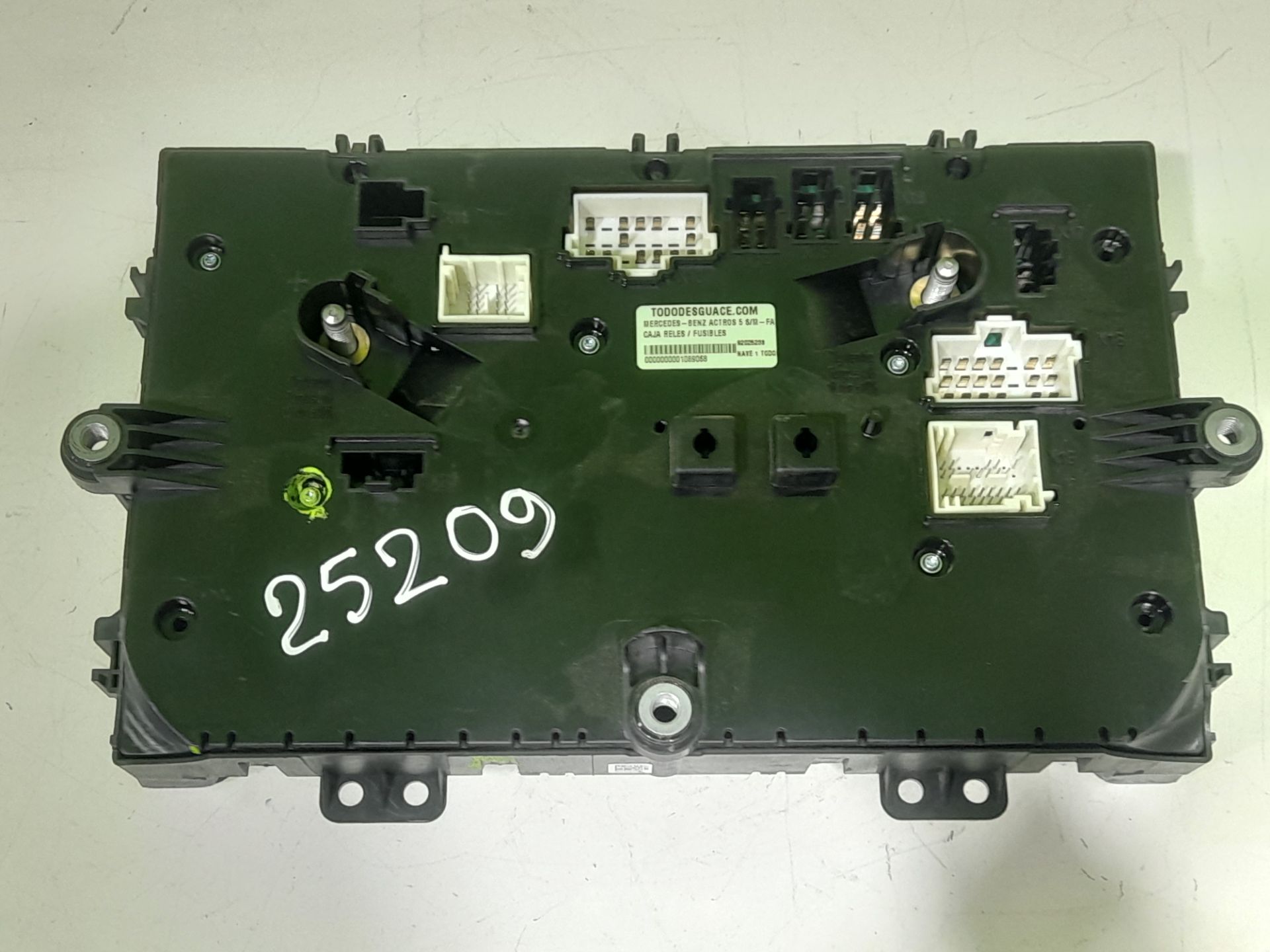 CAJA RELES / FUSIBLES DACIA SANDERO Stepway Comfort